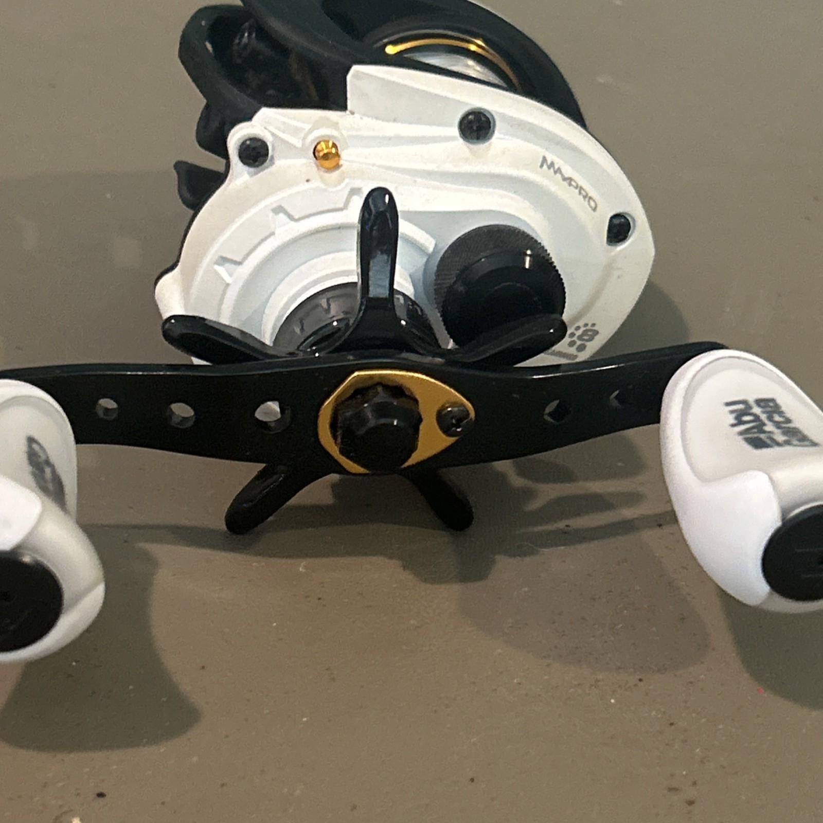 Abu Garcia Max Pro Low Profile Casting Reel