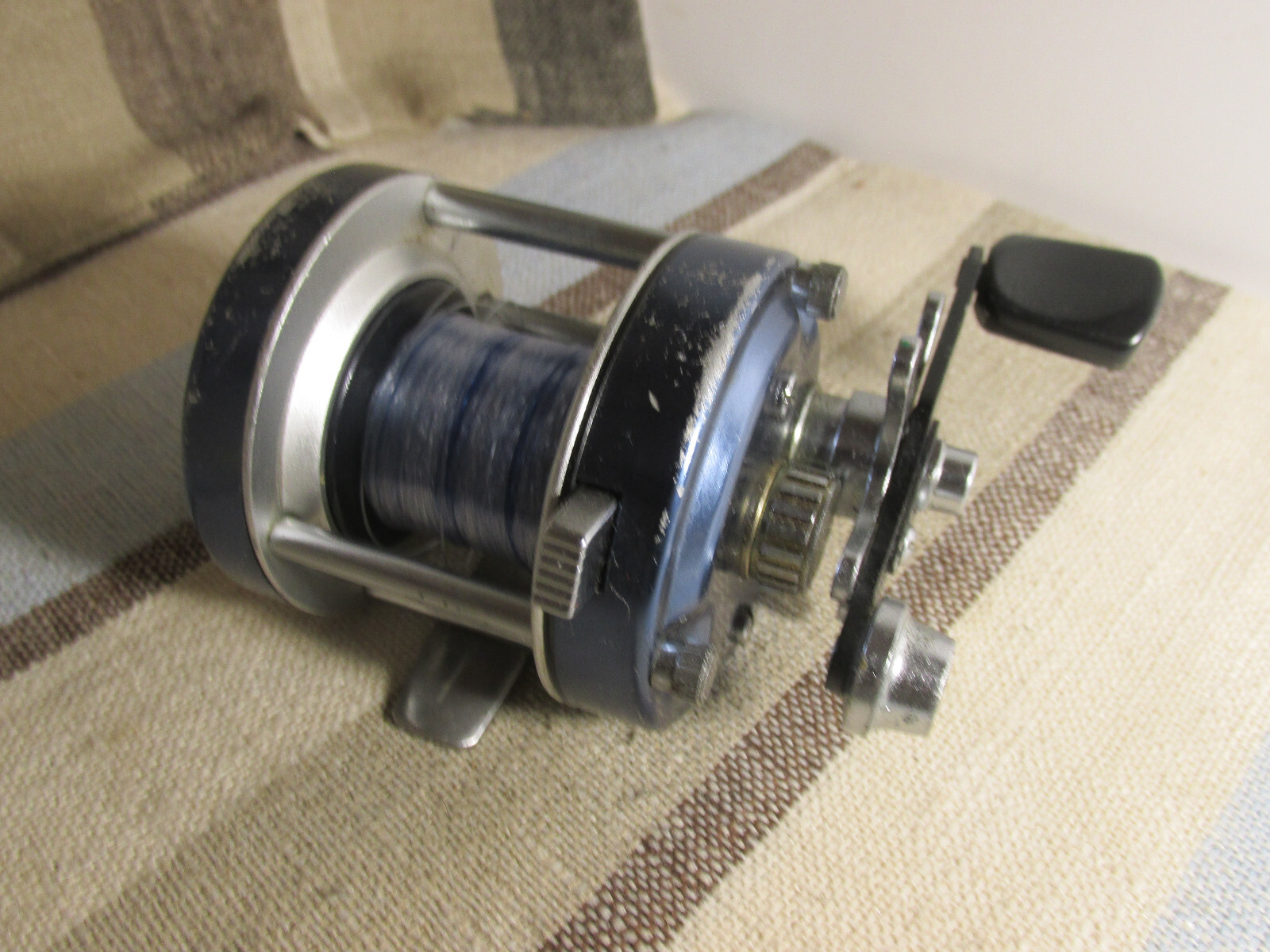 Daiwa Millionaire 3H Baitcasting Reel-5:1 Gear Ratio-Works Good