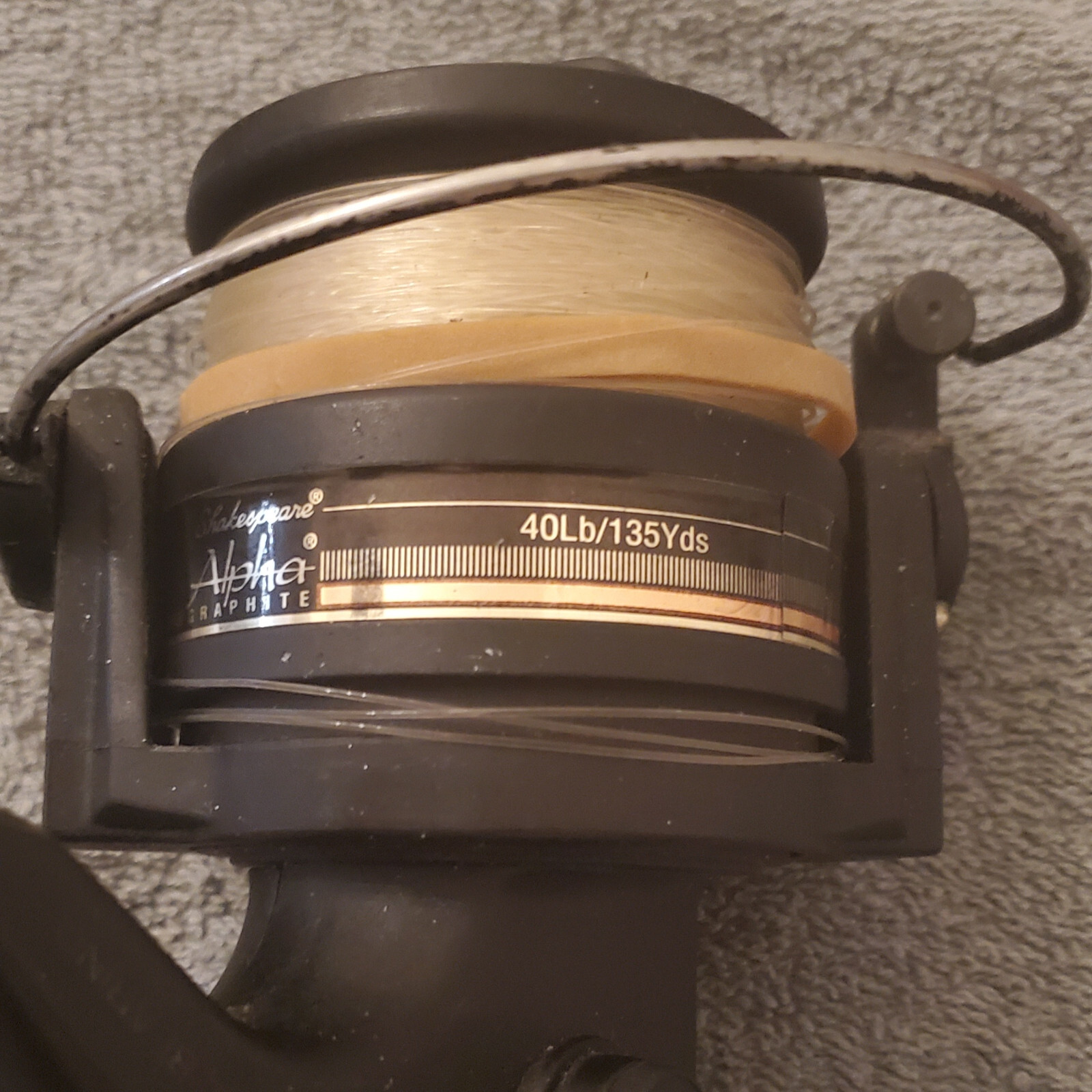 SHAKESPEARE ALPHA 20 – 40LB CLASS SPINNING REEL #0824AV