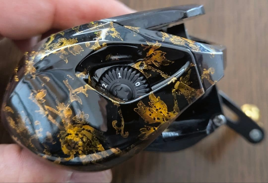PROBEROS Japanese pattern double-shaft reel black & gold unused left-hand