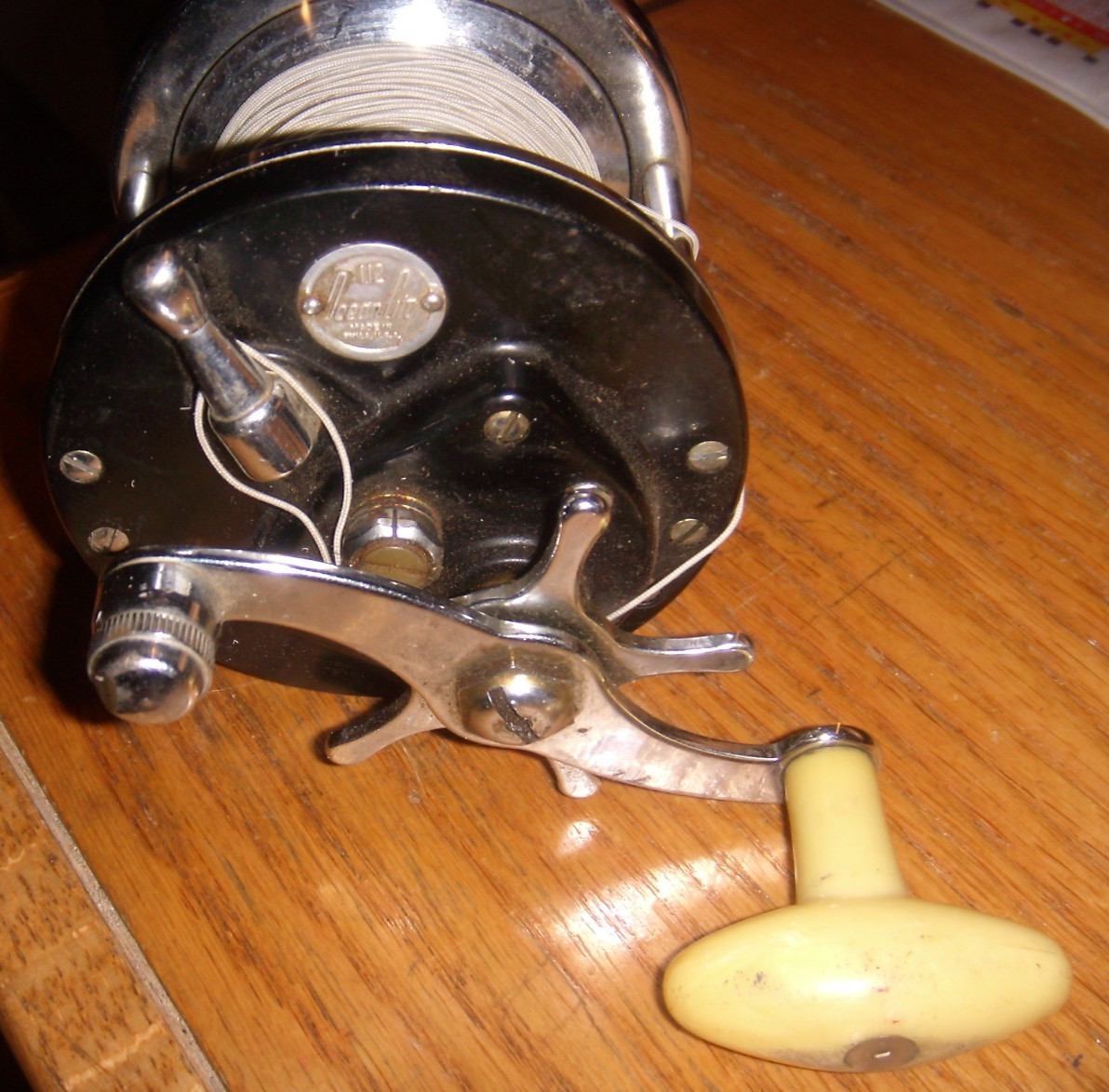 OCEANCITY FISHING REEL # 112 IN ECELLENT COND FREE SHIPPING