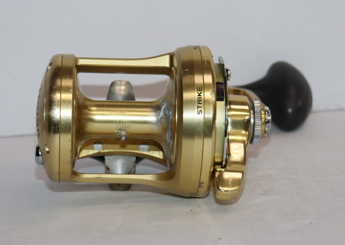Shimano Torsa 30 Gold Fishing Baitcast Reel Saltwater