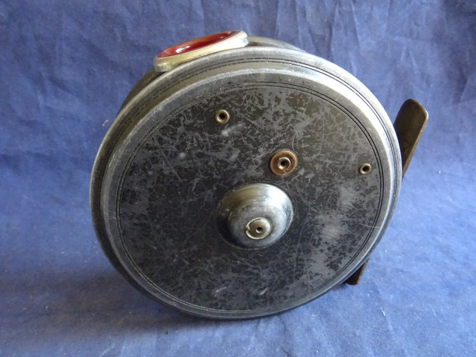 RARE SIZE 4″ MEDIUM WIDTH J W YOUNG PATTERN 1 LIGHT SALMON REEL WITH AGATE GUARD