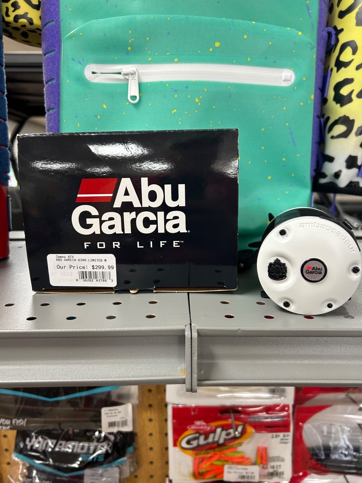 Abu Garcia Ambassadeur C3-6500 Casting Reel LIMITED White Edition