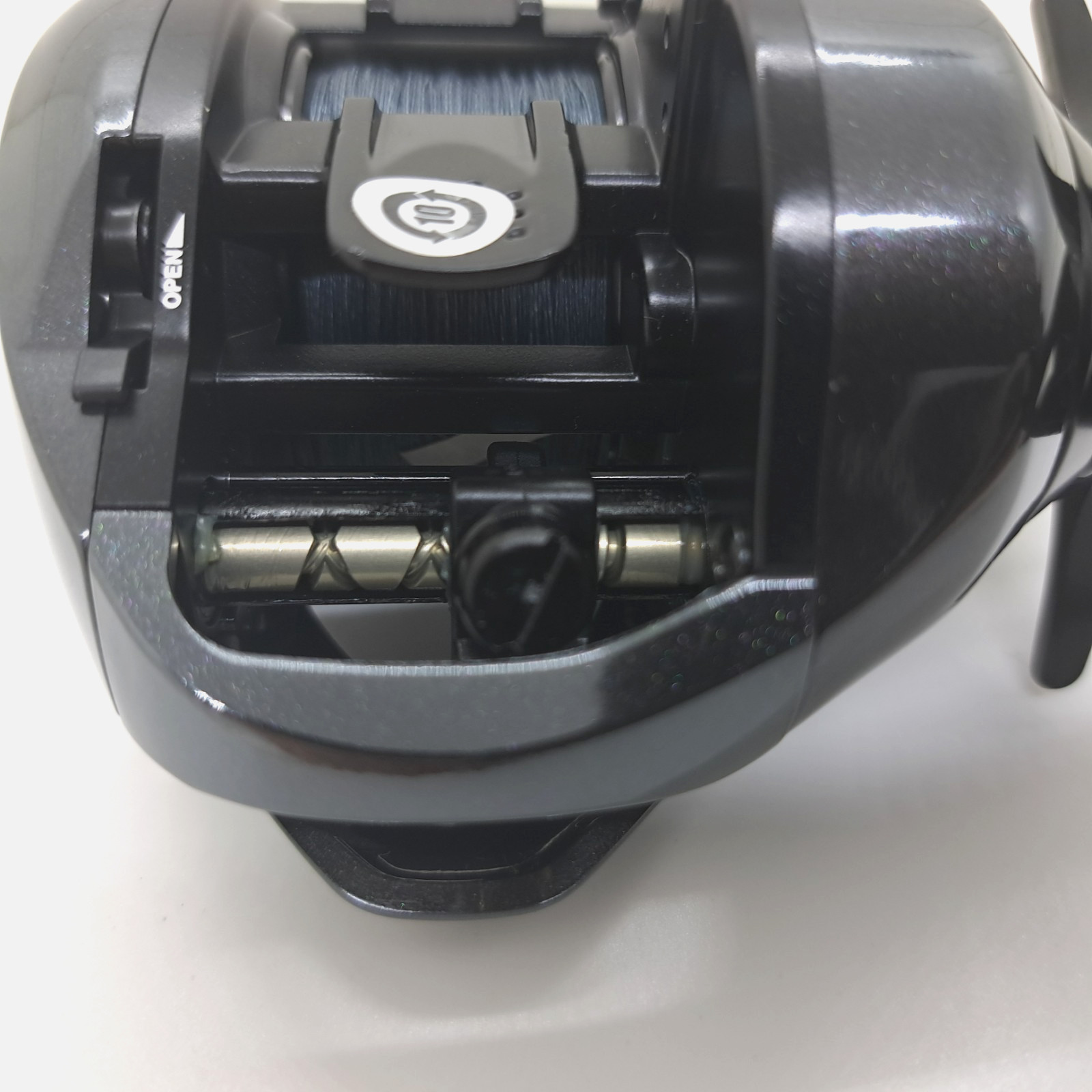 Mint Shimano 18 Antares DC MD XG Right-handle baitcasting reel from Japan