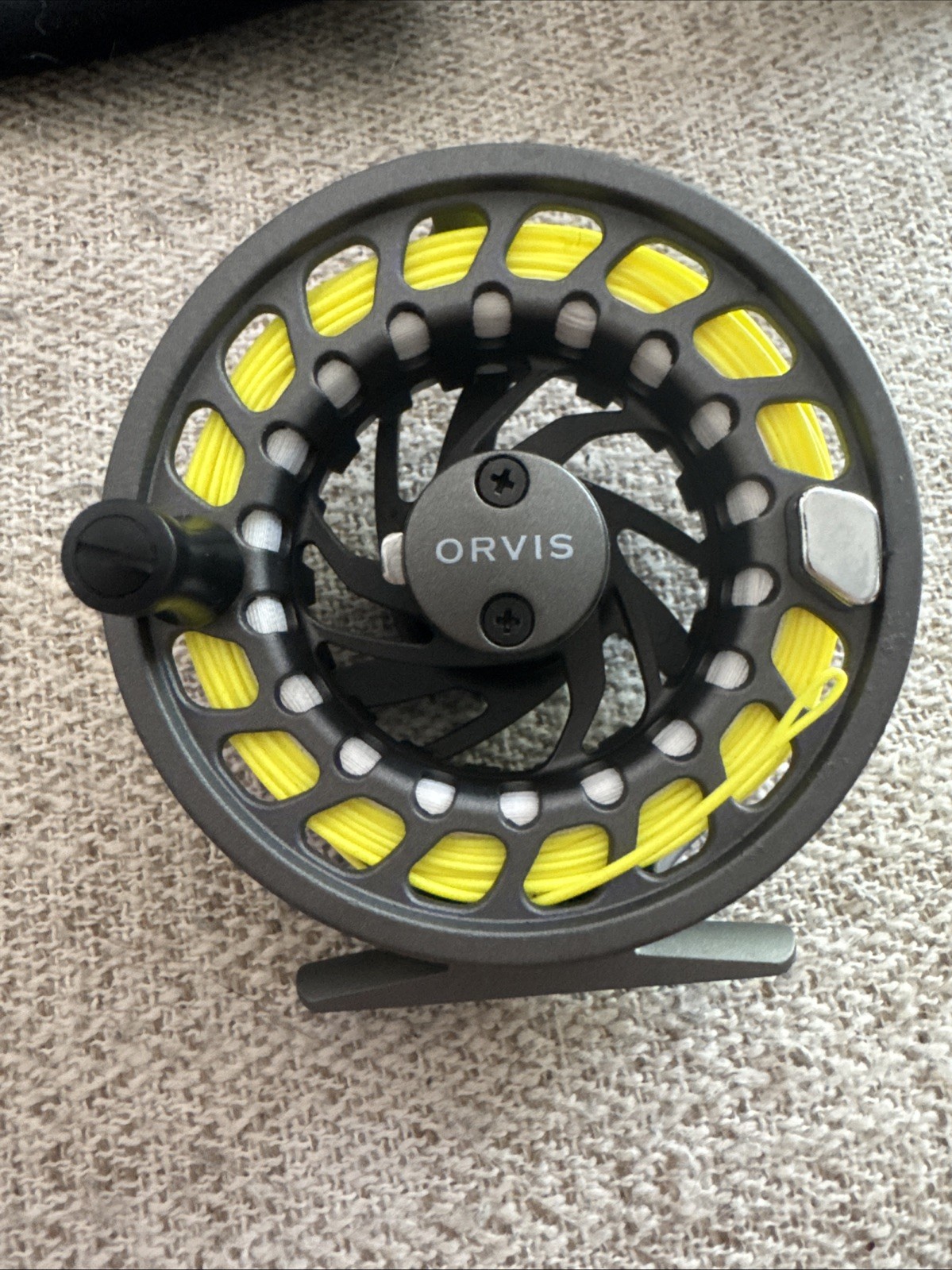 Orvis Clearwater IV Large-Arbor Fly Reel Gray – 7-9 Weight – NEW