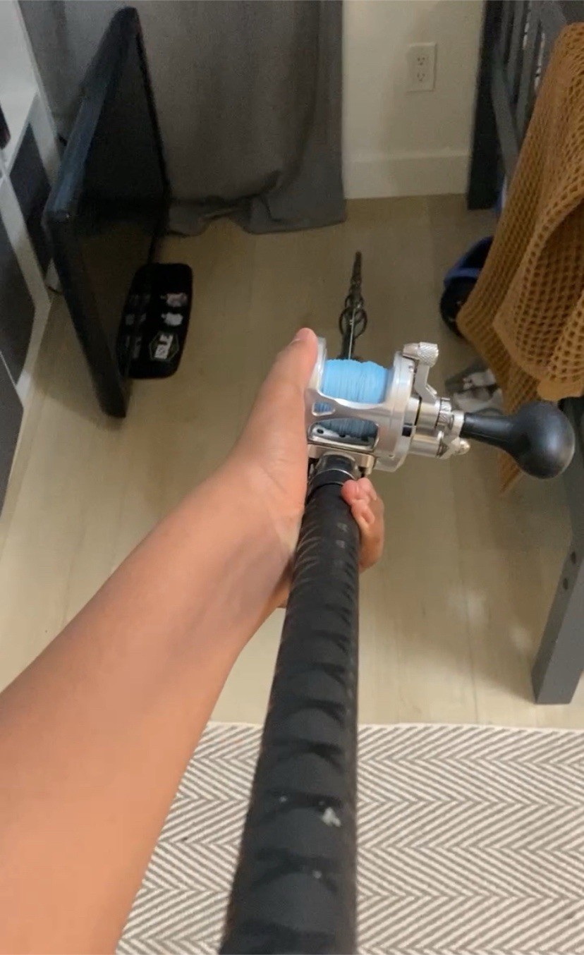 Avet sx right hand with 50 pound braid and graftech offshore series 50-60