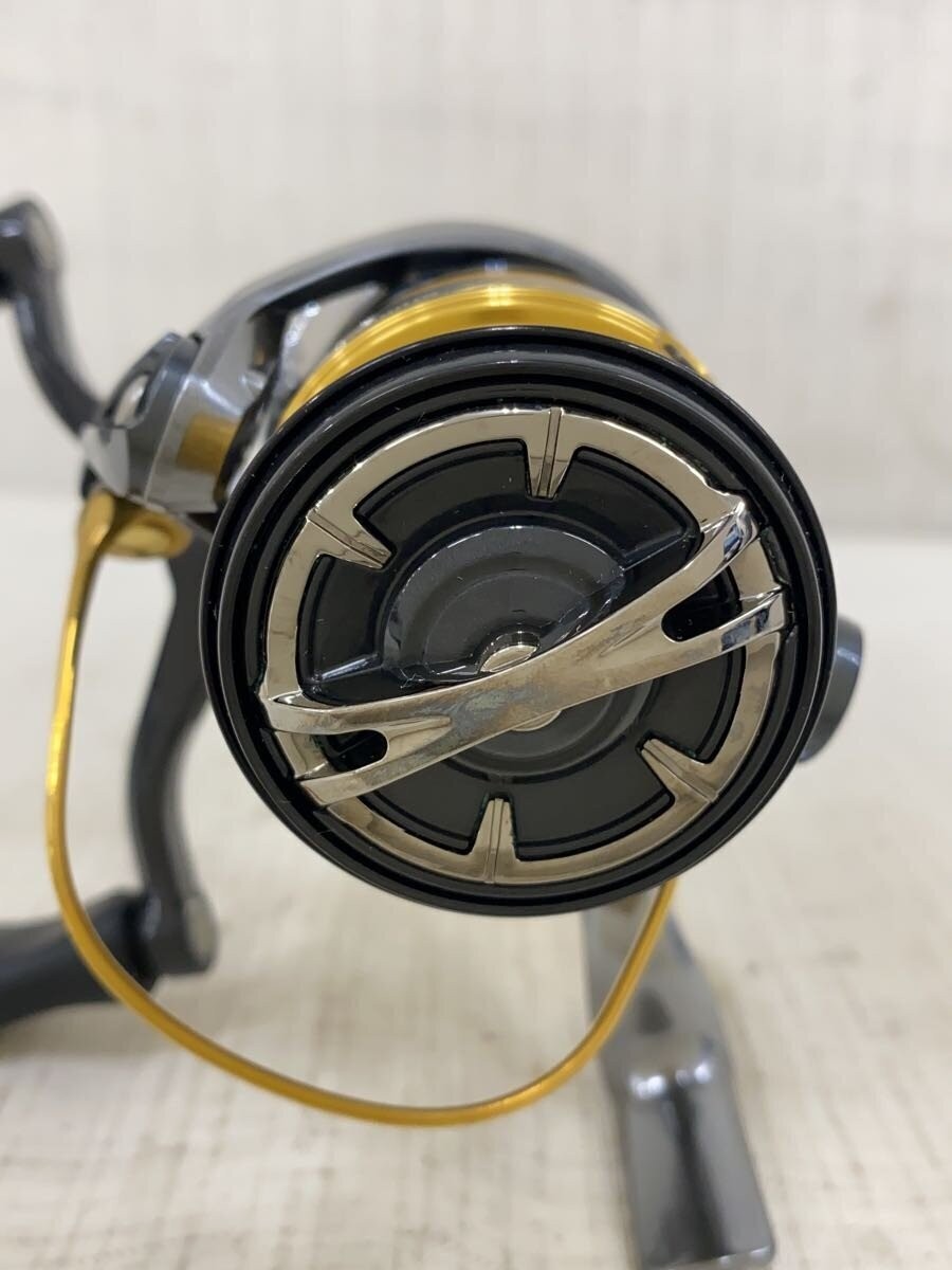 SHIMANO 16 Vanquish C3000SDH 03503 spinning reel