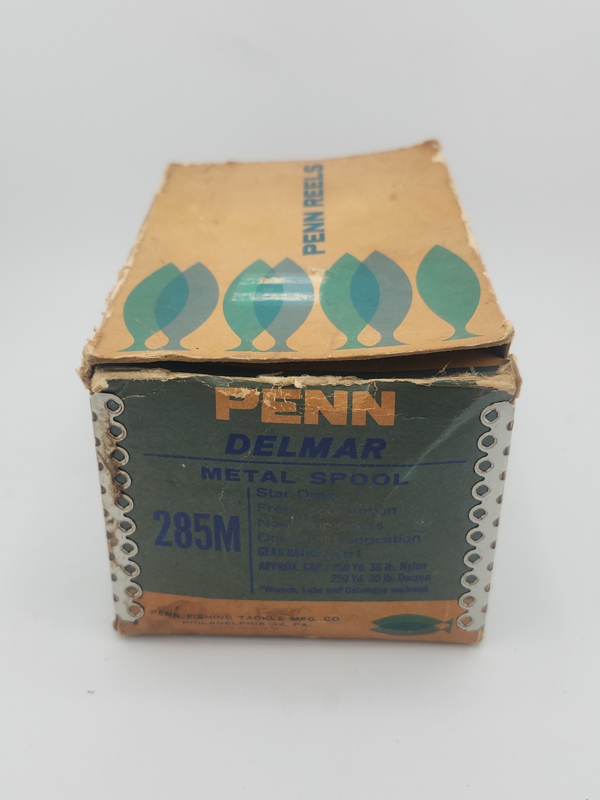 Penn Delmar 285M Fishing Reel W/Box Nice Condition W/ Line