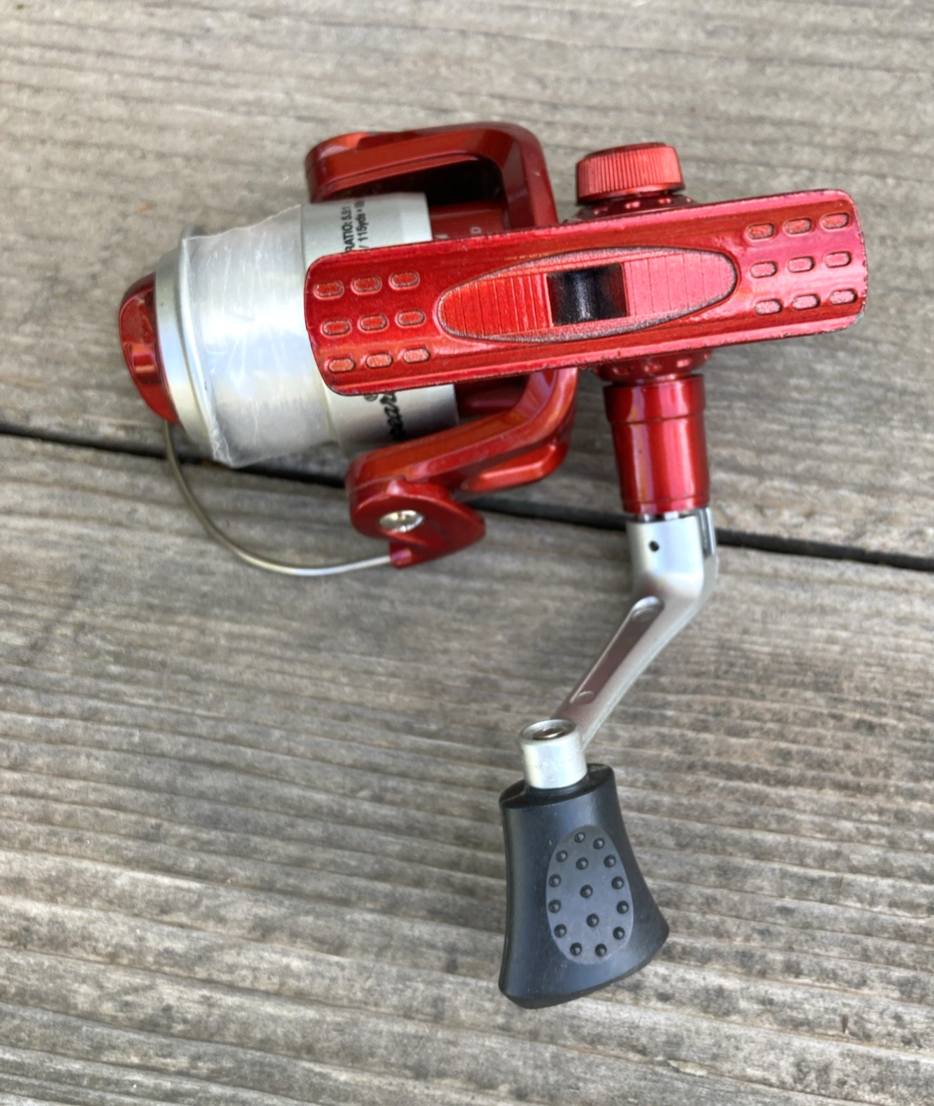 Fishing Reel Spinning RED Shakespeare CSPK20 Balanced Rotor Gear Ratio 5.5:1.