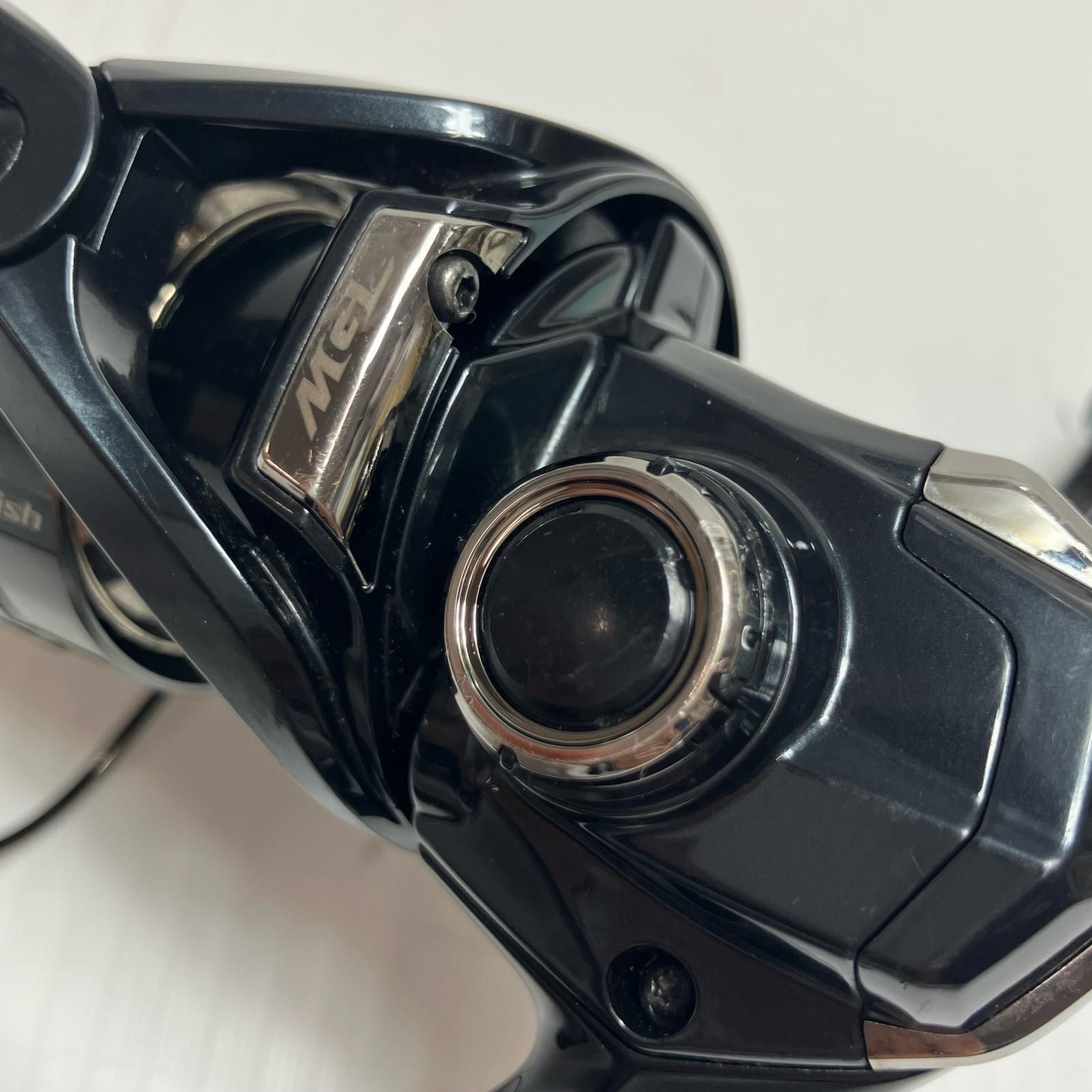 SHIMANO 19 Vanquish C2000S Spinning Reel Used JDM Japan
