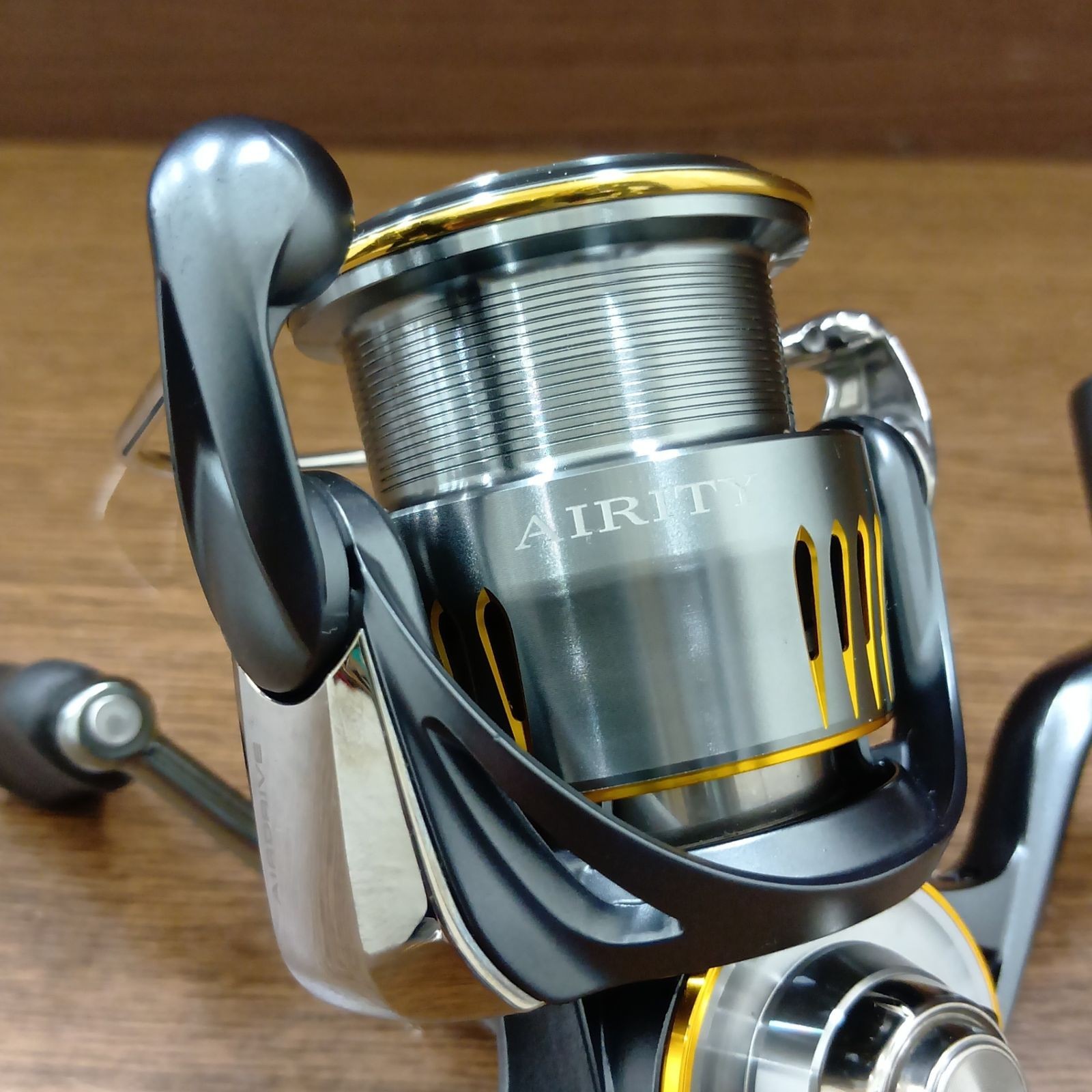 DAIWA 23 Airity PC LT2500 Spinning Reel
