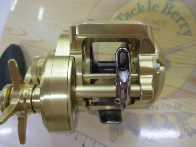 Shimano 18 OCEA CONQUEST CT 300PG Baitcast Reel 03821 Excellent Condition