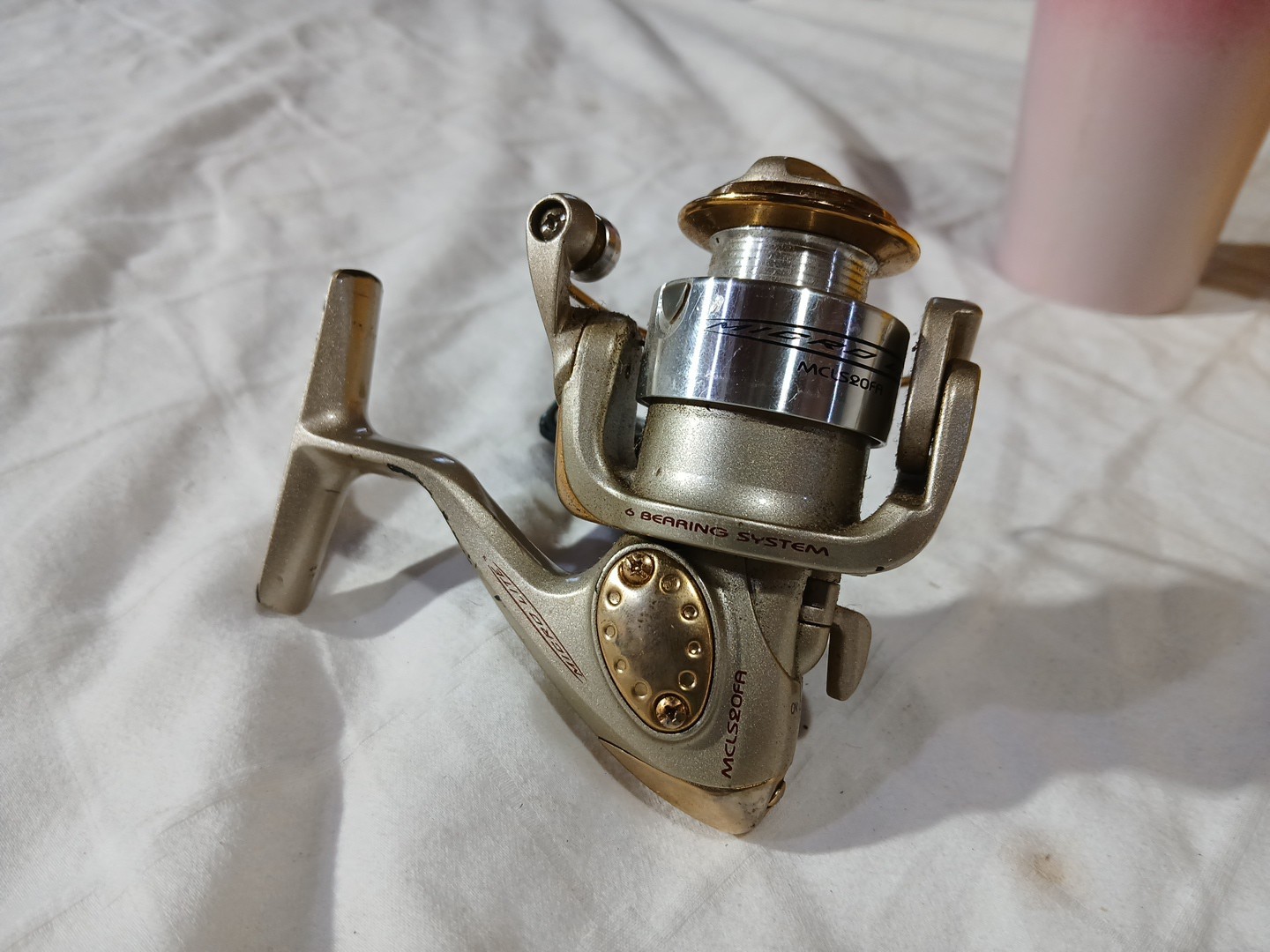 Bass Pro Shops Micro Lite MCLS20FA Spinning Reel 6 Bearings