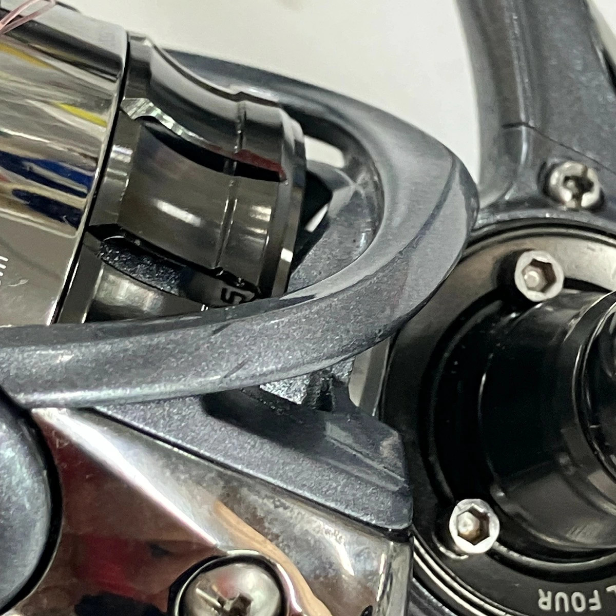 【】DAIWA Spinning Reel 15 Luvias 2508PE-H Scratched C
