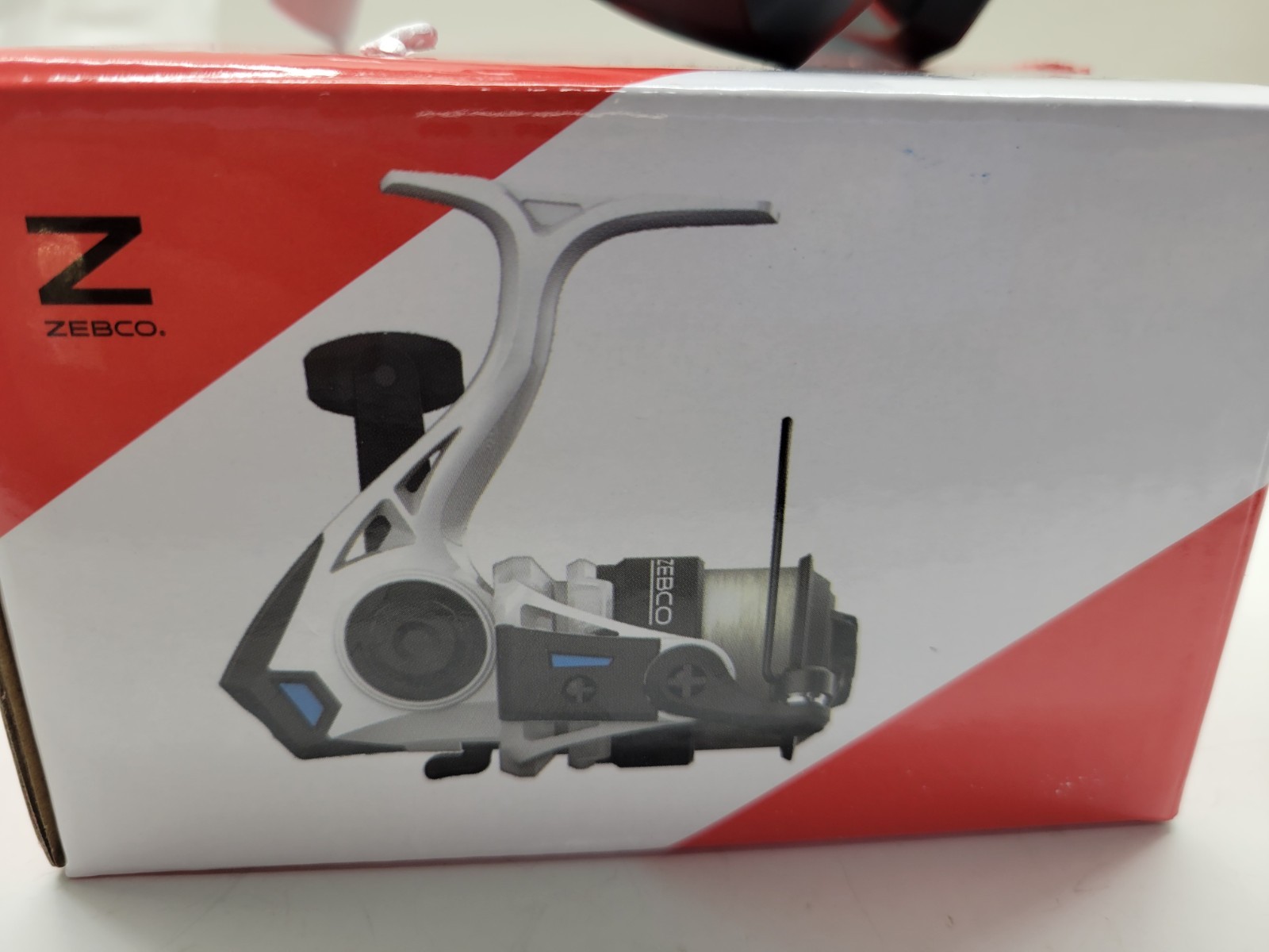 Spinning Fishing Reel Zebco Roam Size 20 5.2:1 Gear Ratio