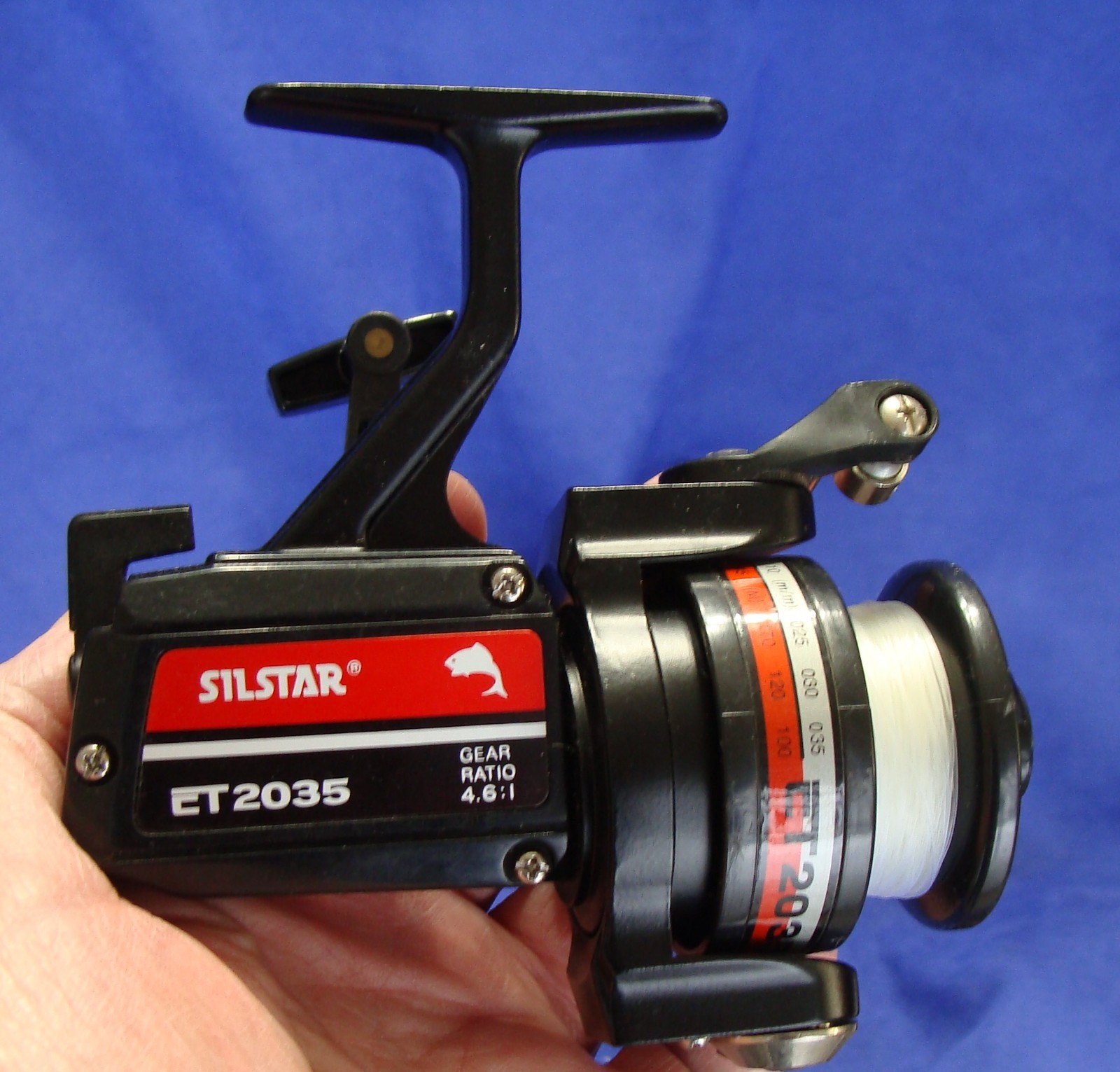 SILSTAR ET2035 Spinning Reel Near Mint Working Smoothly
