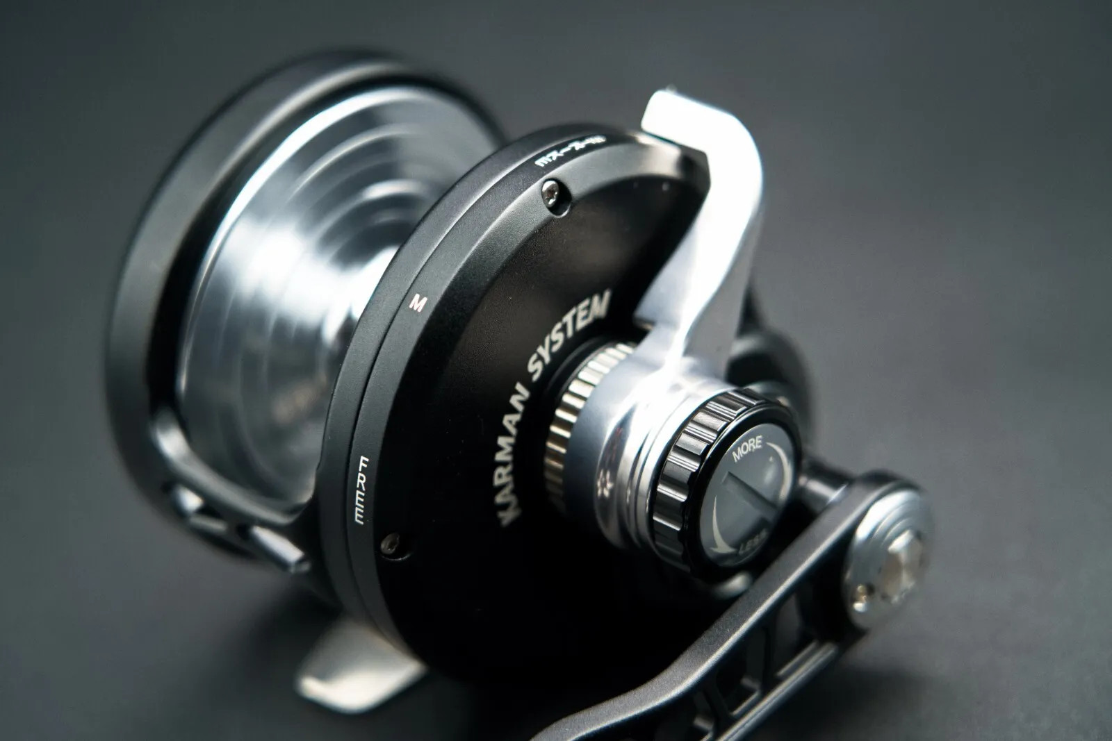 Maxel Jigging Reel Rage Pro 90 Lever Drag Conventional Reel Black/Light Gray