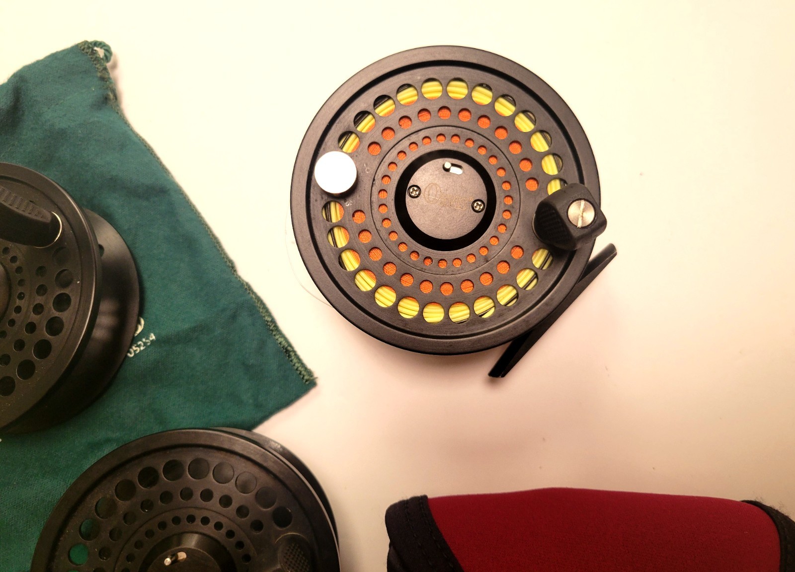 ORVIS DXR 9/10 Fly Reel & Two Spools Reel Case and Spool Bags – Please Read