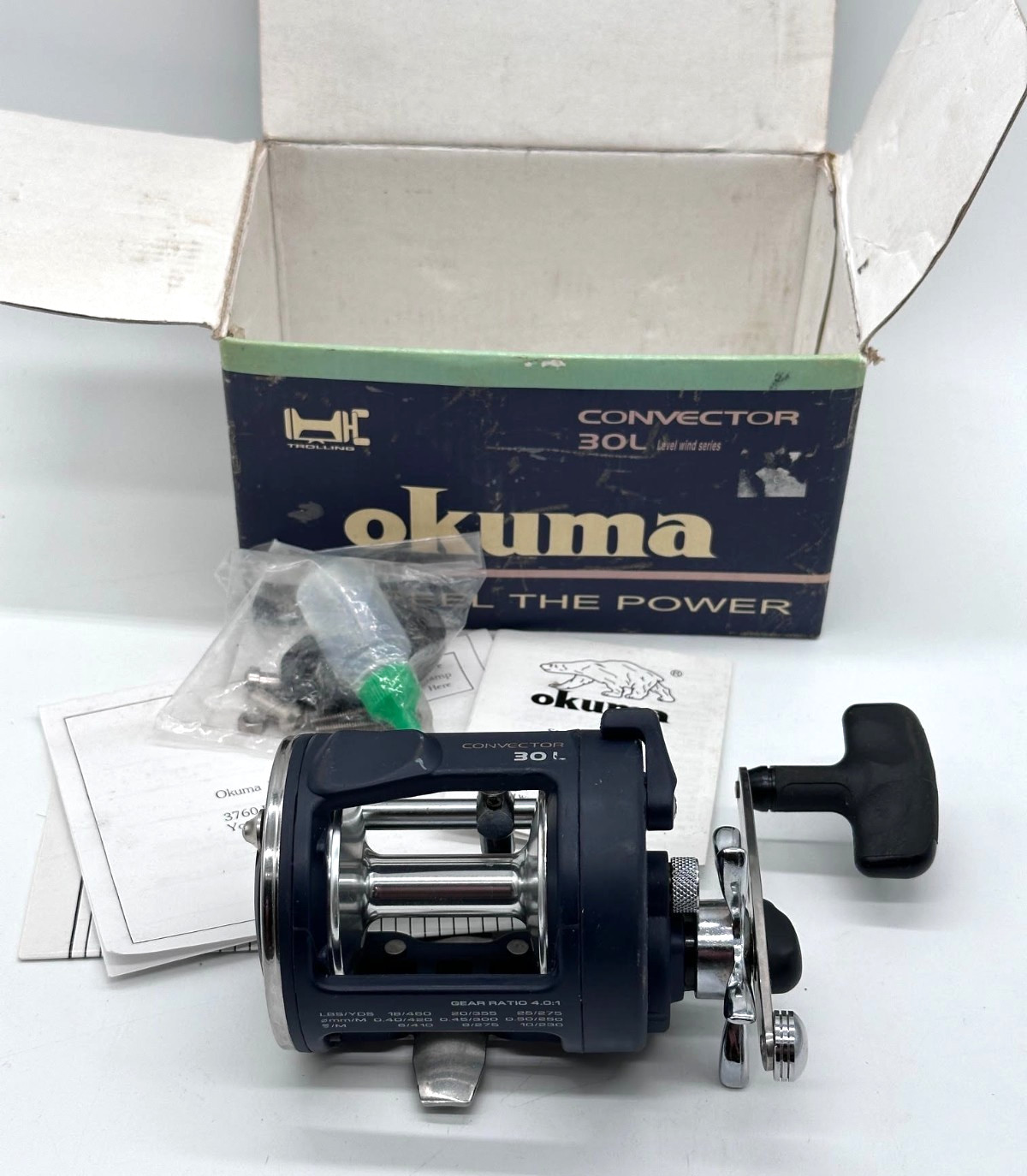 Okuma Convector CV-30L Levelwind Trolling Reel w/ Box & Manual, Open Box