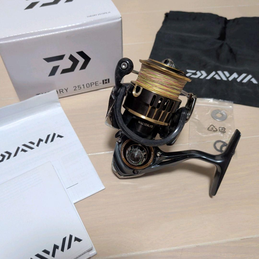 DAIWA Theory 17 2510PE-H Spinning Reel Used Fishing Gear Great for Beginners