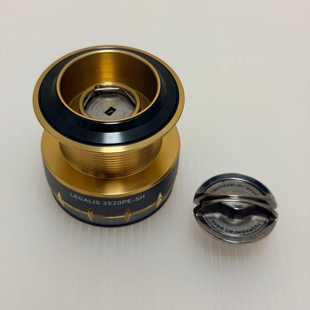 Daiwa 12 Regalis 3520PE-SH
