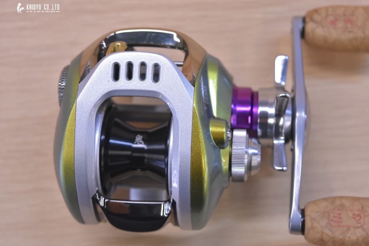 Daiwa Megabass TD ito 103M Right Bait Reel DAIWA Megabass Black Bass Sea Bass Bl