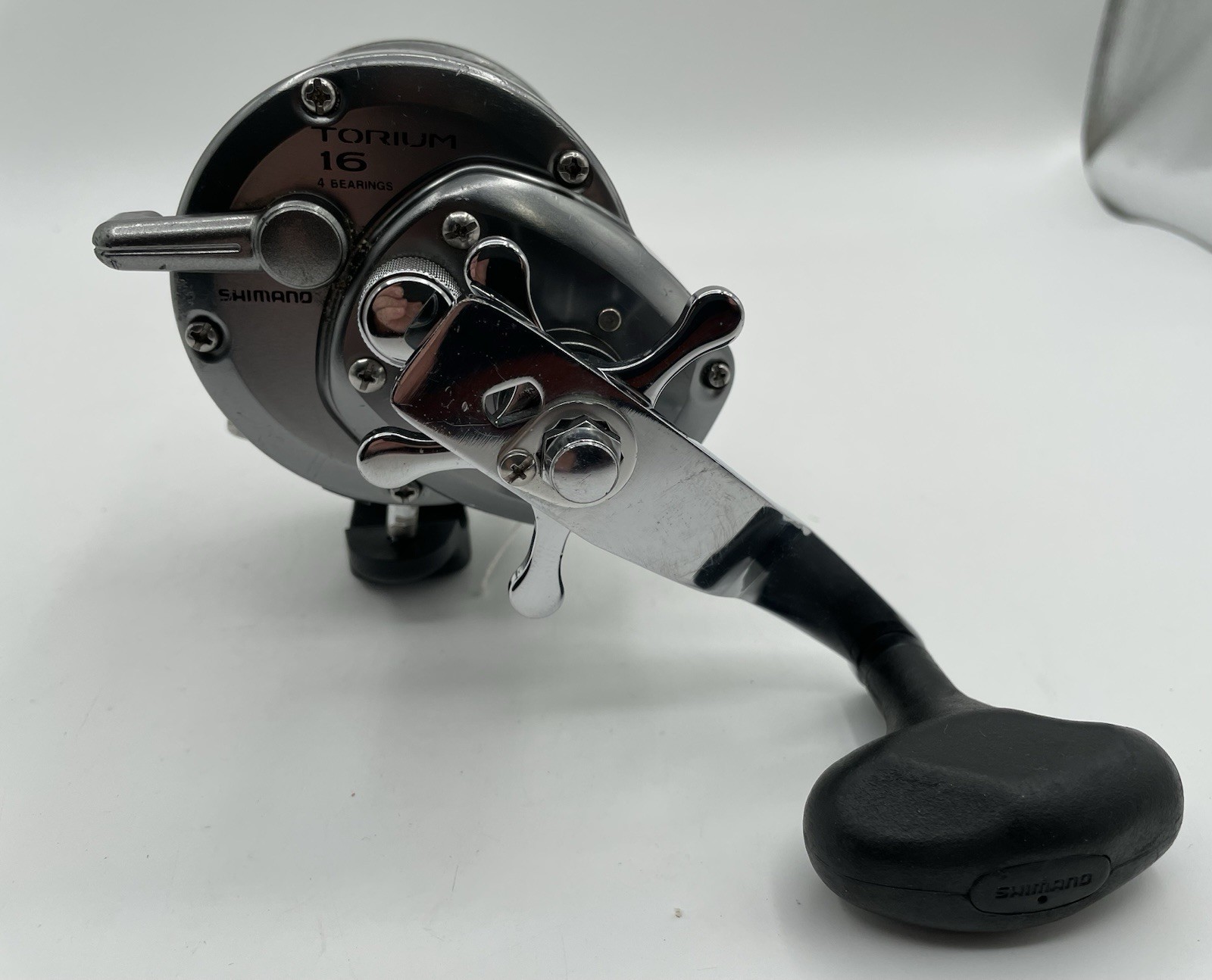 Shimano Torium 16 Star Drag Right Hand With Rod Clamp (Filled With Braid Line)