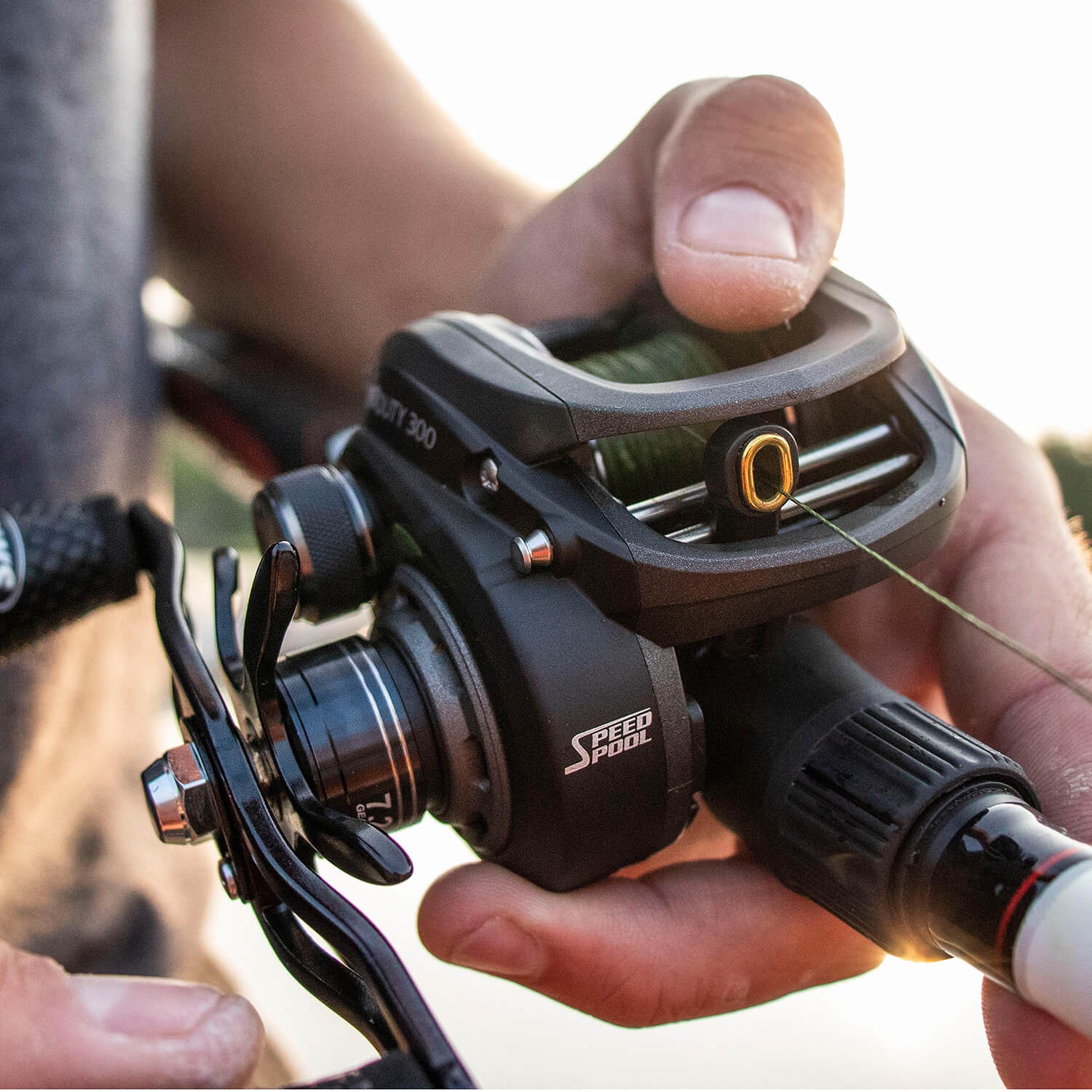 Lew’s Super Duty 300 Baitcast Reel Black Spinning Fishing Pike Zander MSB 39mm