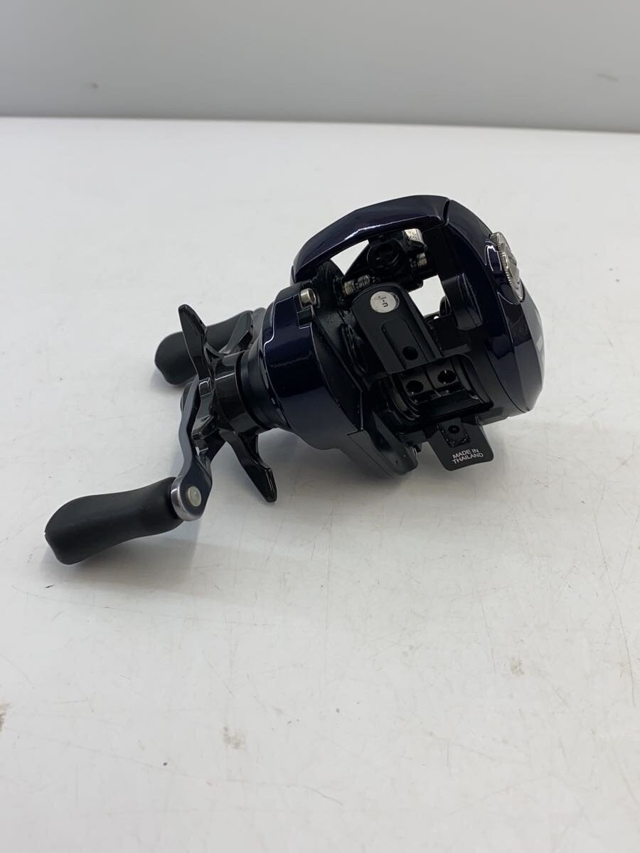 Daiwa Saltist BF TW 8.1R PE Special Right Handle Fishing Reel, 8.1:1 Gear Ratio