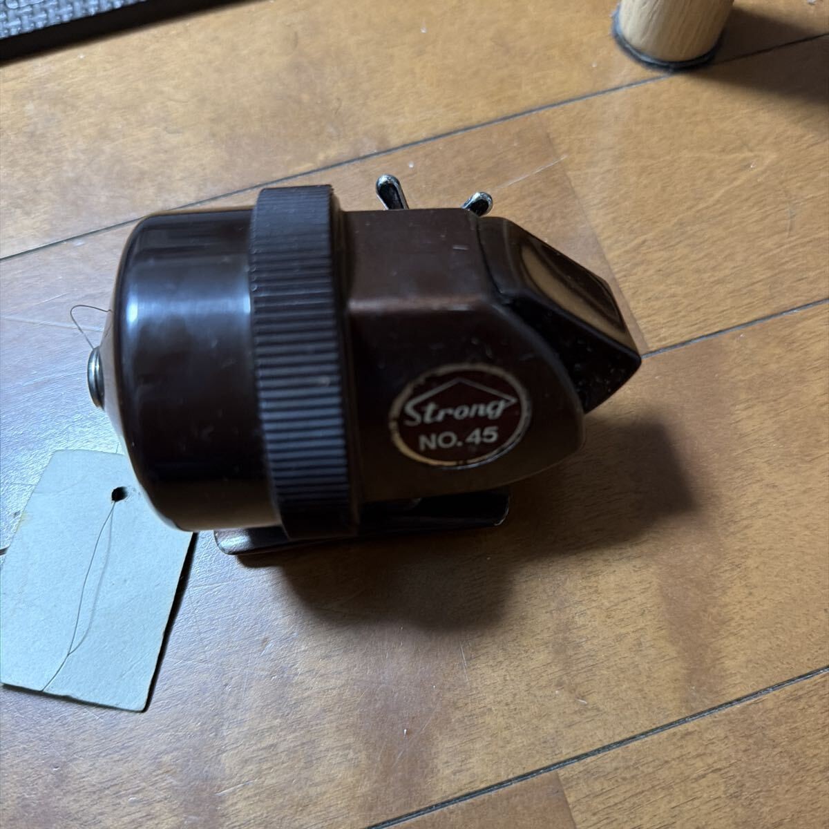 Strong NO.45 Strong Bait Reel Brown