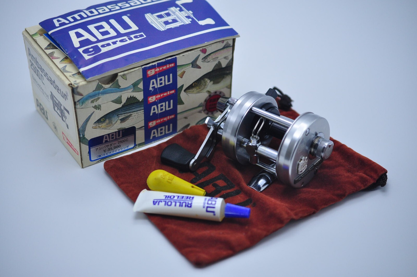 Vintage Abu Ambassadeur 2500C Bronze Plate BaitCasting Reel VG+ W/Box #840600