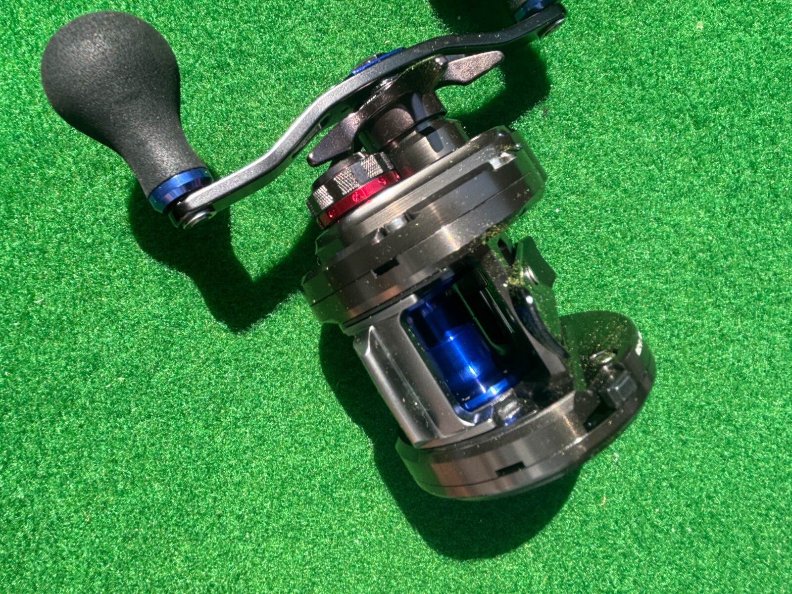 DAIWA 17 SALTIGA BJ 100SH Bay Jigging Baitcast Reel From Japan in BOX