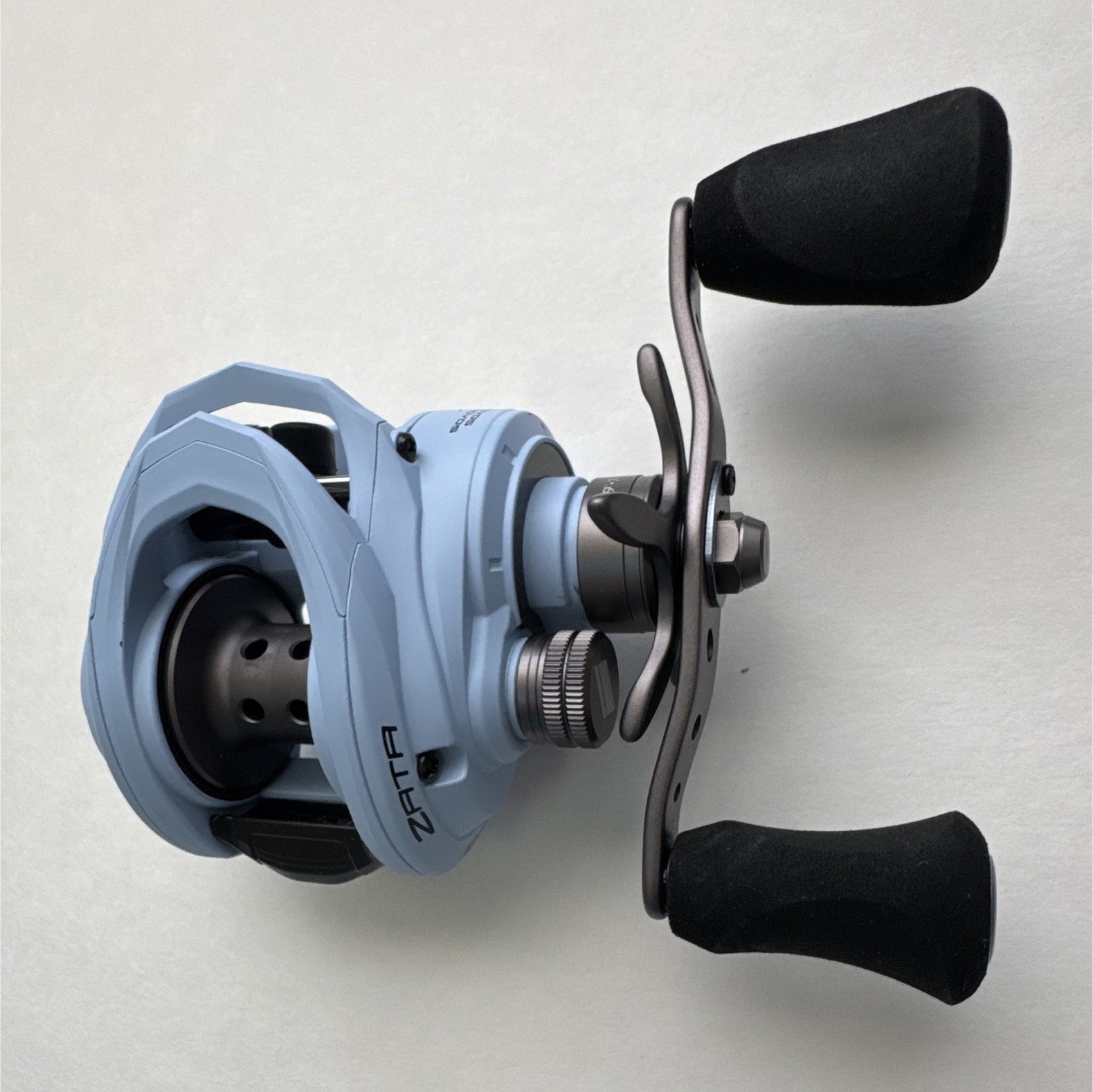 Abu Garcia Zata Baitcast Reel 7.1:1 Right Hand 10 + 1 Bearing System