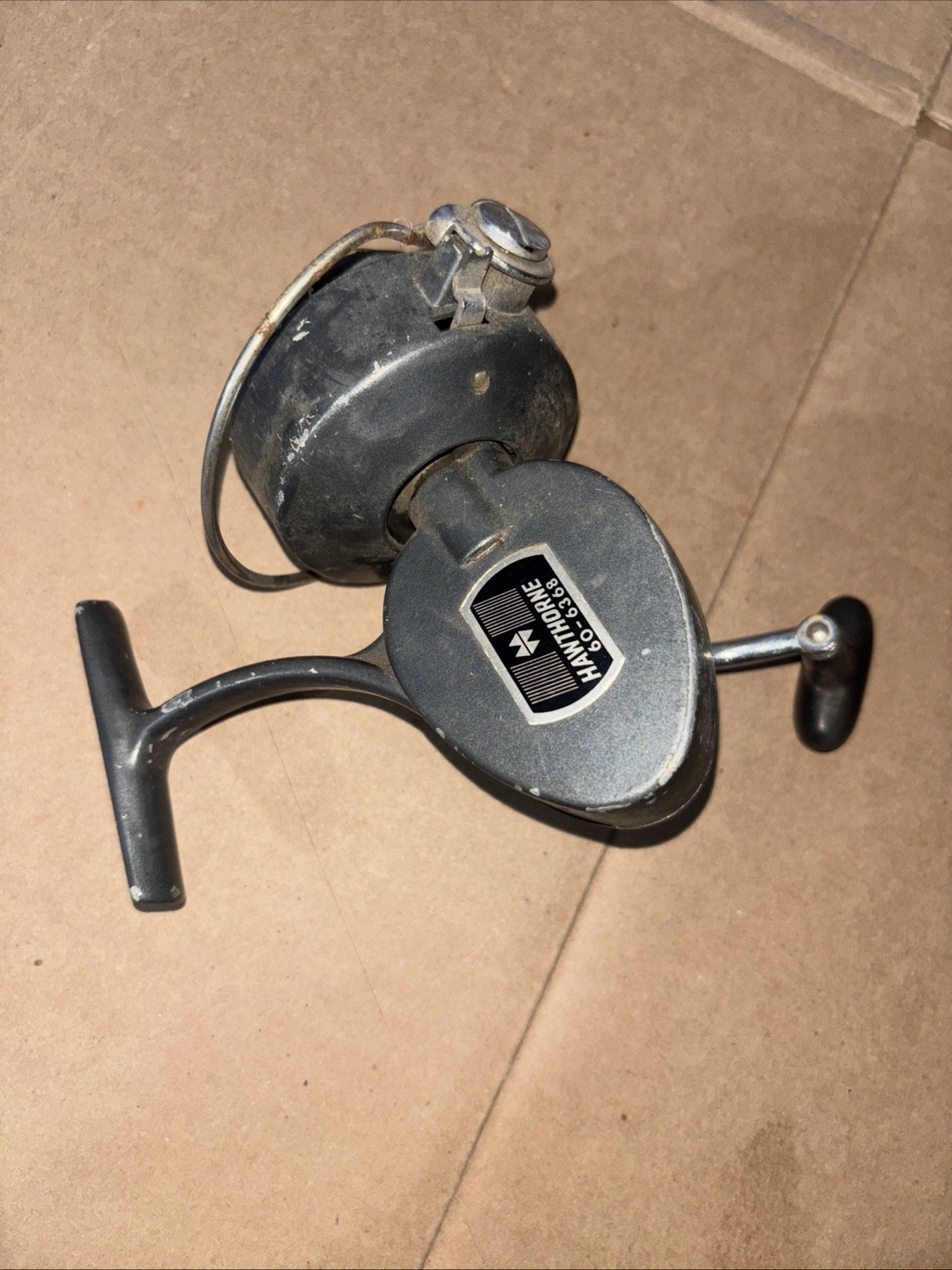 hawthorne 60-6368 Grey Fishing reel