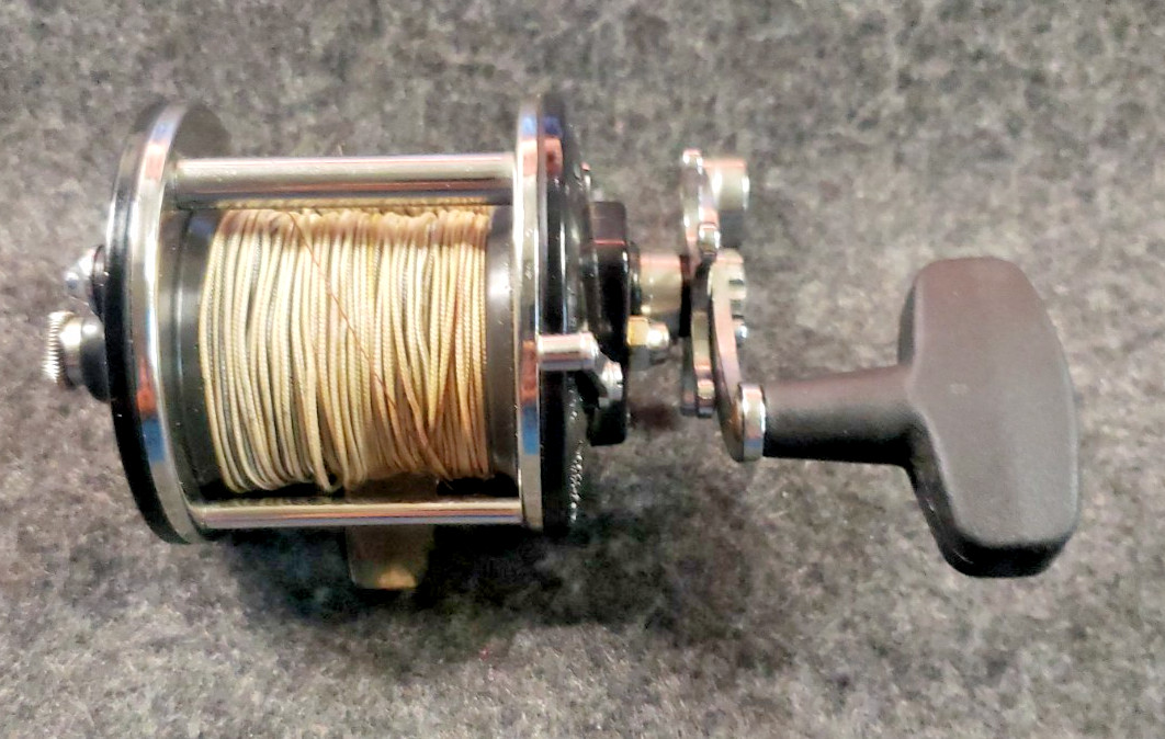PENN 9 LEVEL WIND CONVENTIONAL FISHING REEL -MADE IN USA excellent cond (C6B4)