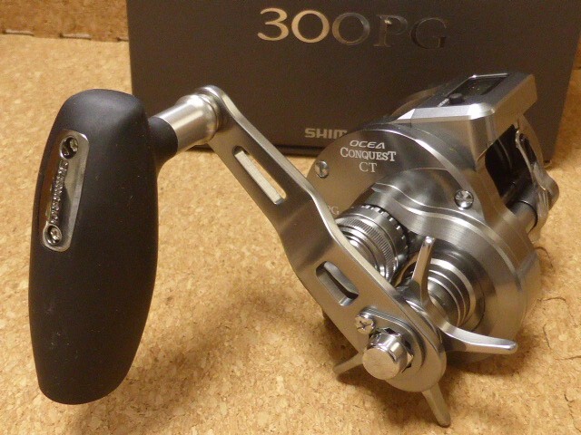 Shimano 24 OCEA CONQUEST CT 300PG Right Handed Salt Fishing Reel New in Box