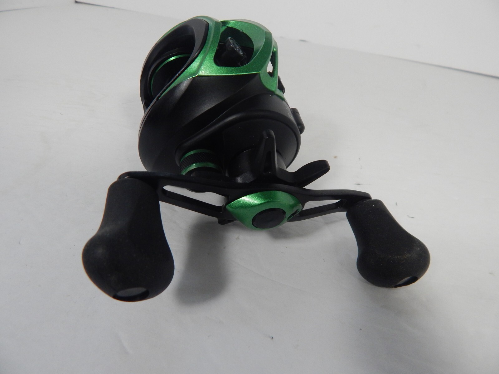 MEEGO BAITCASTING REEL,9.1:1, right hand 20 Ball Bearings, Drag 10kg, Line .35mm