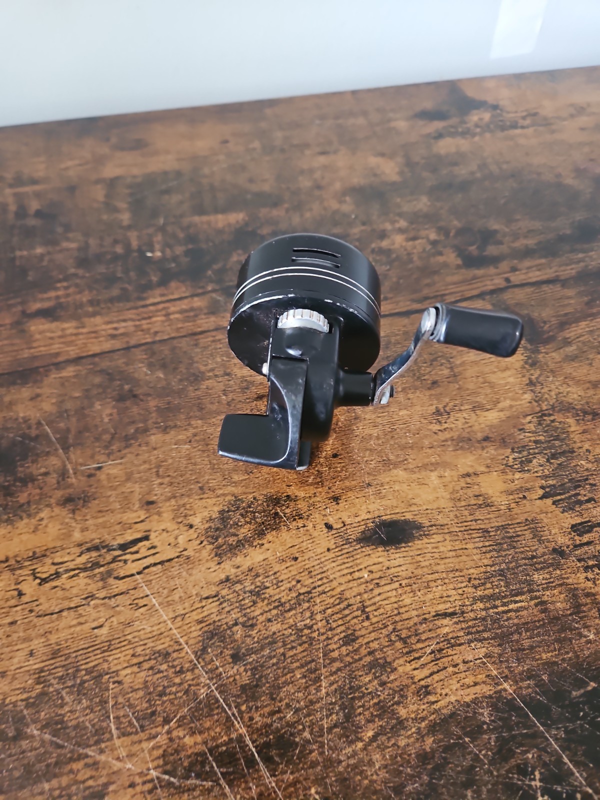 Vintage Daiwa 9300C Spin Casting Fishing Reel Made In Japan Works