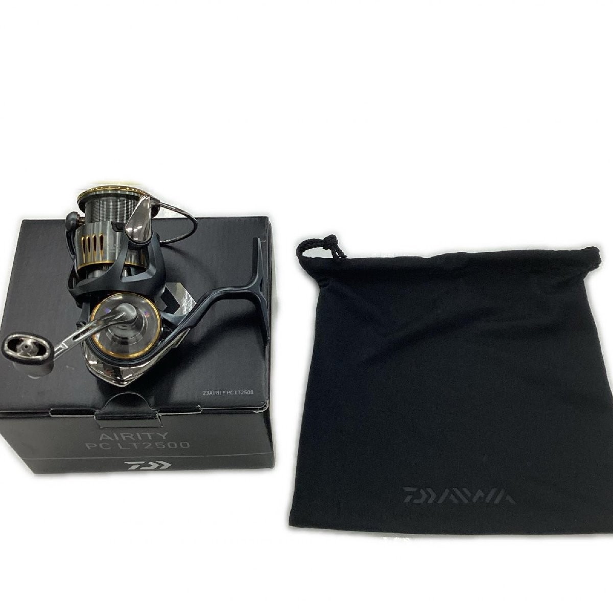 Daiwa 23 Airity PC LT2500 Spinning Reel Mint JAPAN