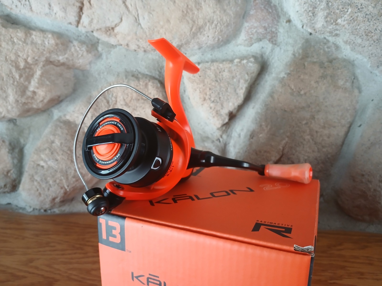 NEW Kalon 2.0 RADIOACTIVE Spinning Reel Box-manual 13 FISHING