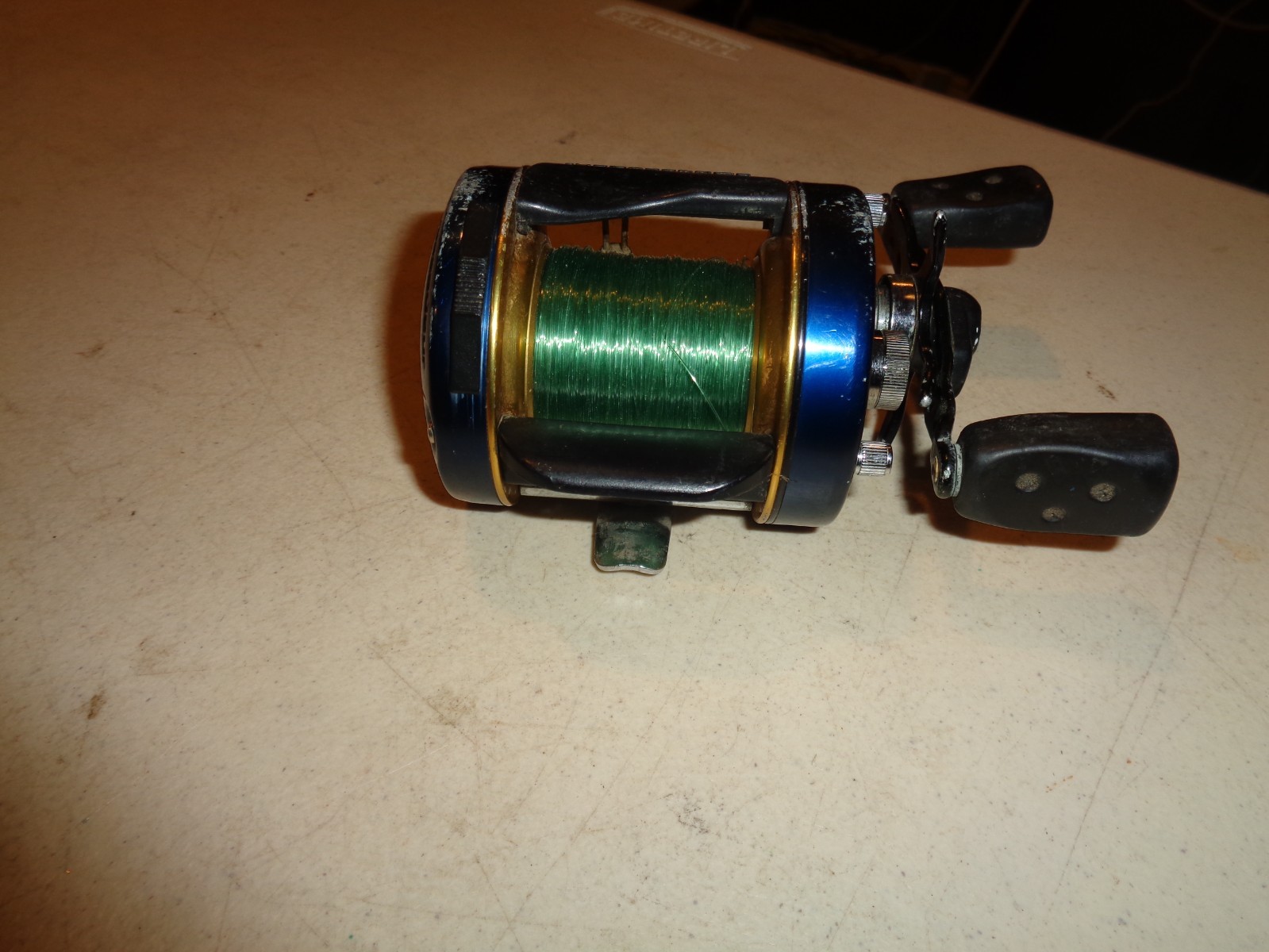 Abu Garcia Ambassadeur 6600 C4 Baitcasting Fishing Reel, Blue, RH. Sweden