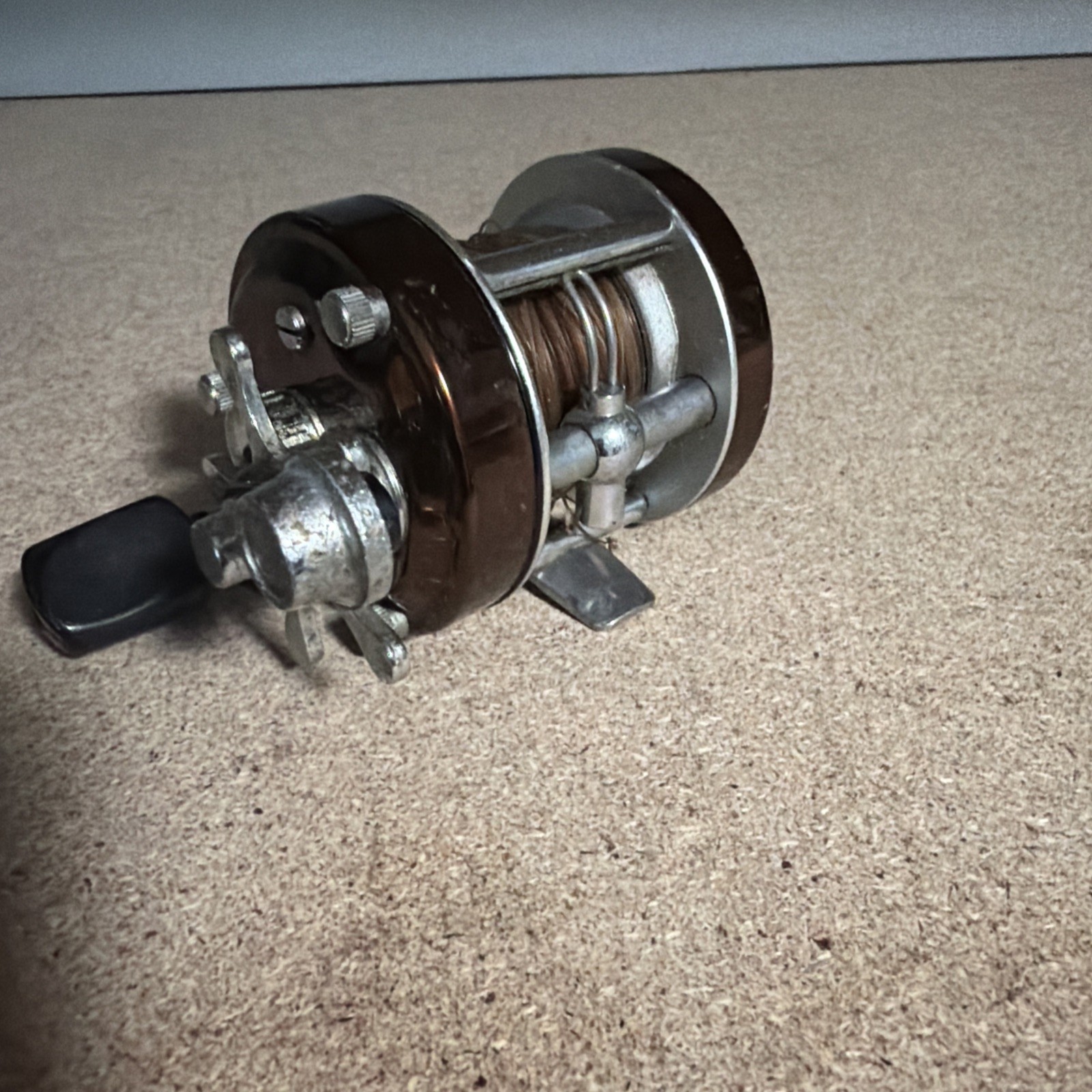 Ted Williams 535 Sears Brown Baitcast Fishing Reel made in Japan Daiwa Nice!