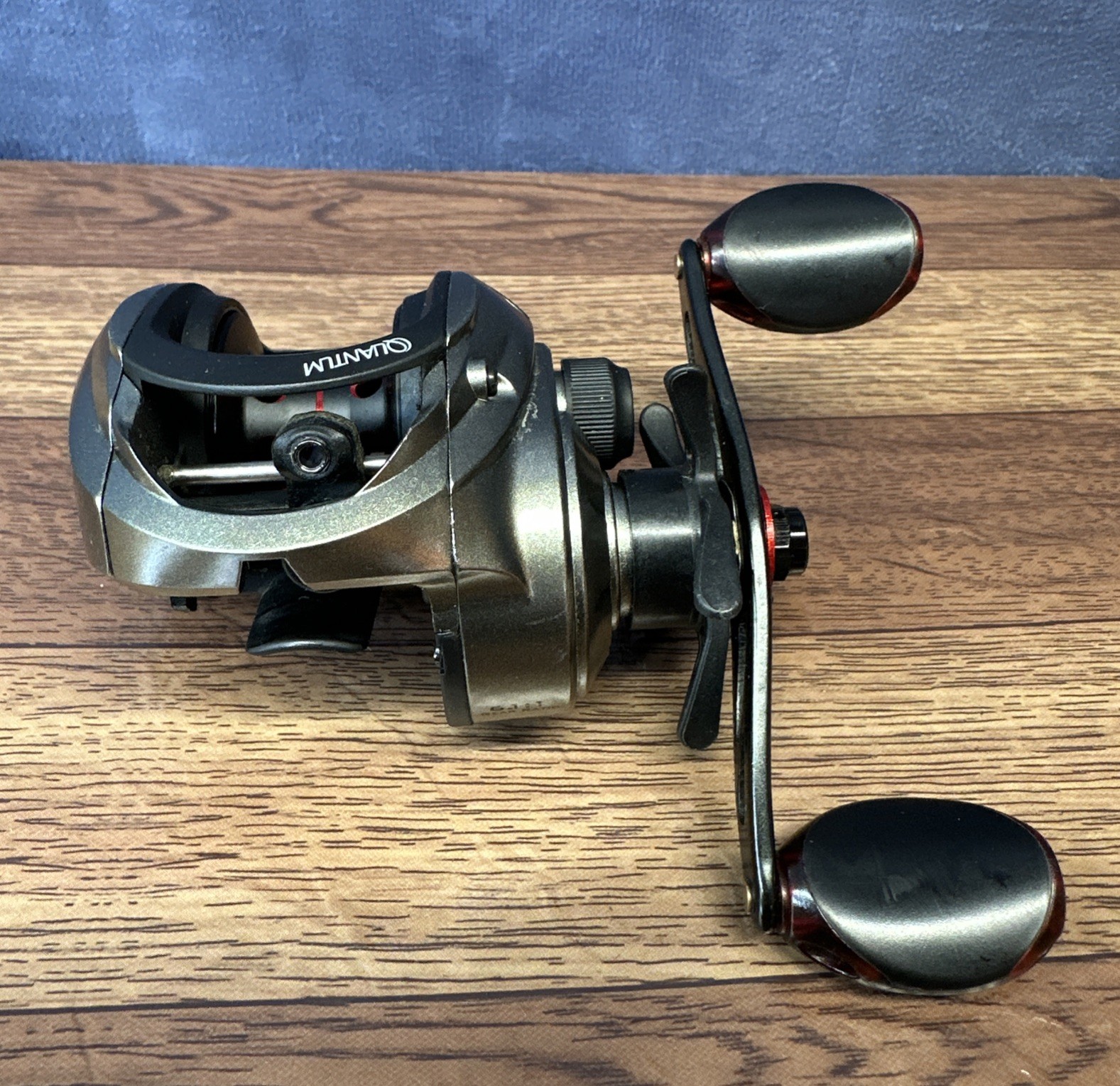 Quantum Octane OCT101CXG 6.1:1 120yds/14lb Baitcasting Fishing Reel 3 Bearings