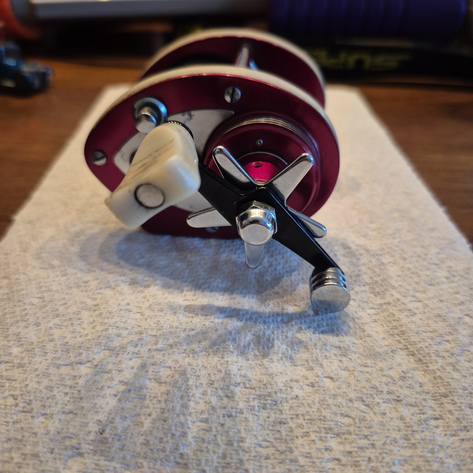Vintage Bronson Invader 26 Baitcaster Fishing Reel