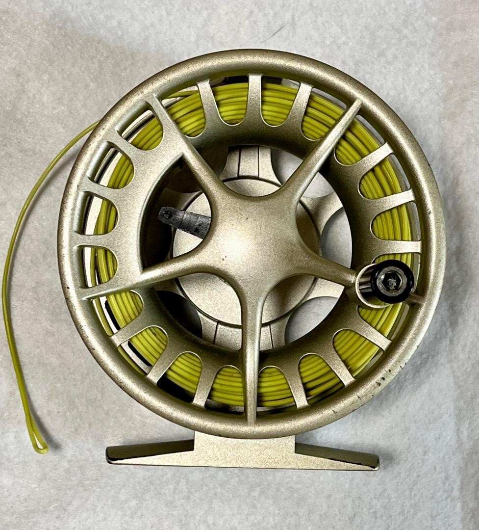 Lamson Liquid 3 Plus Fly Reel with AirFlo DT4 Line and Pouch Assembled in USA