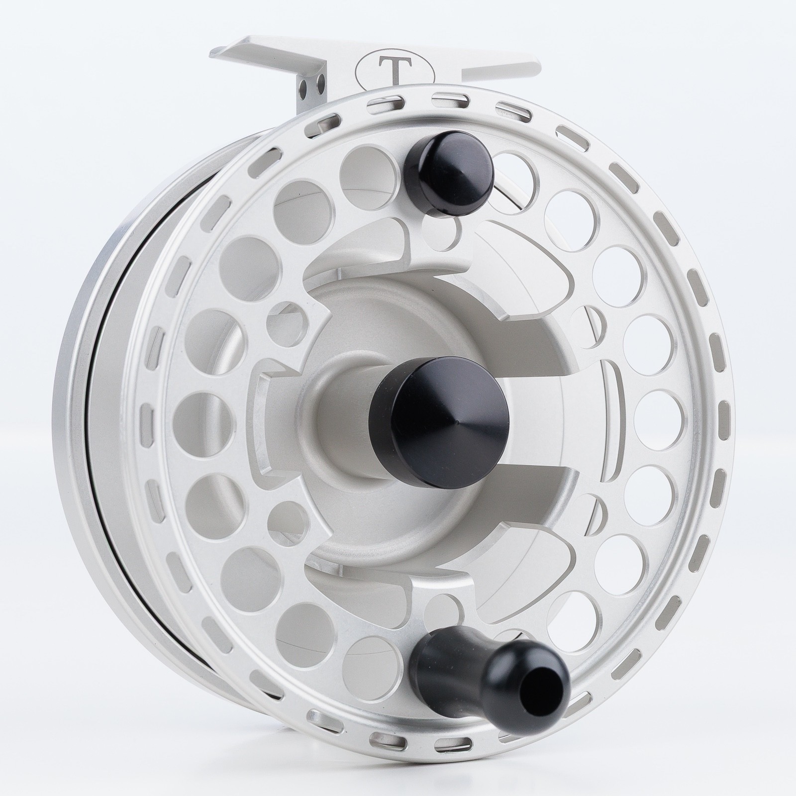 Tibor Gulfstream Reel – Frost Silver – Free Fly Line – Free Shipping
