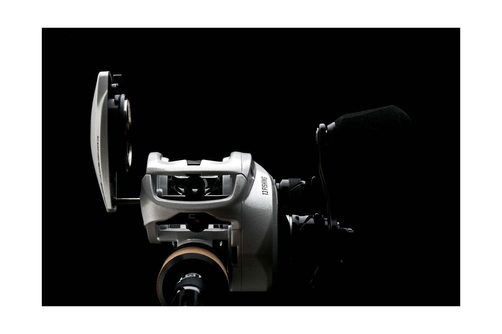 13 Fishing – Concept C2 – Baitcast Reels 200 Size – 8.3:1 Gear Ratio