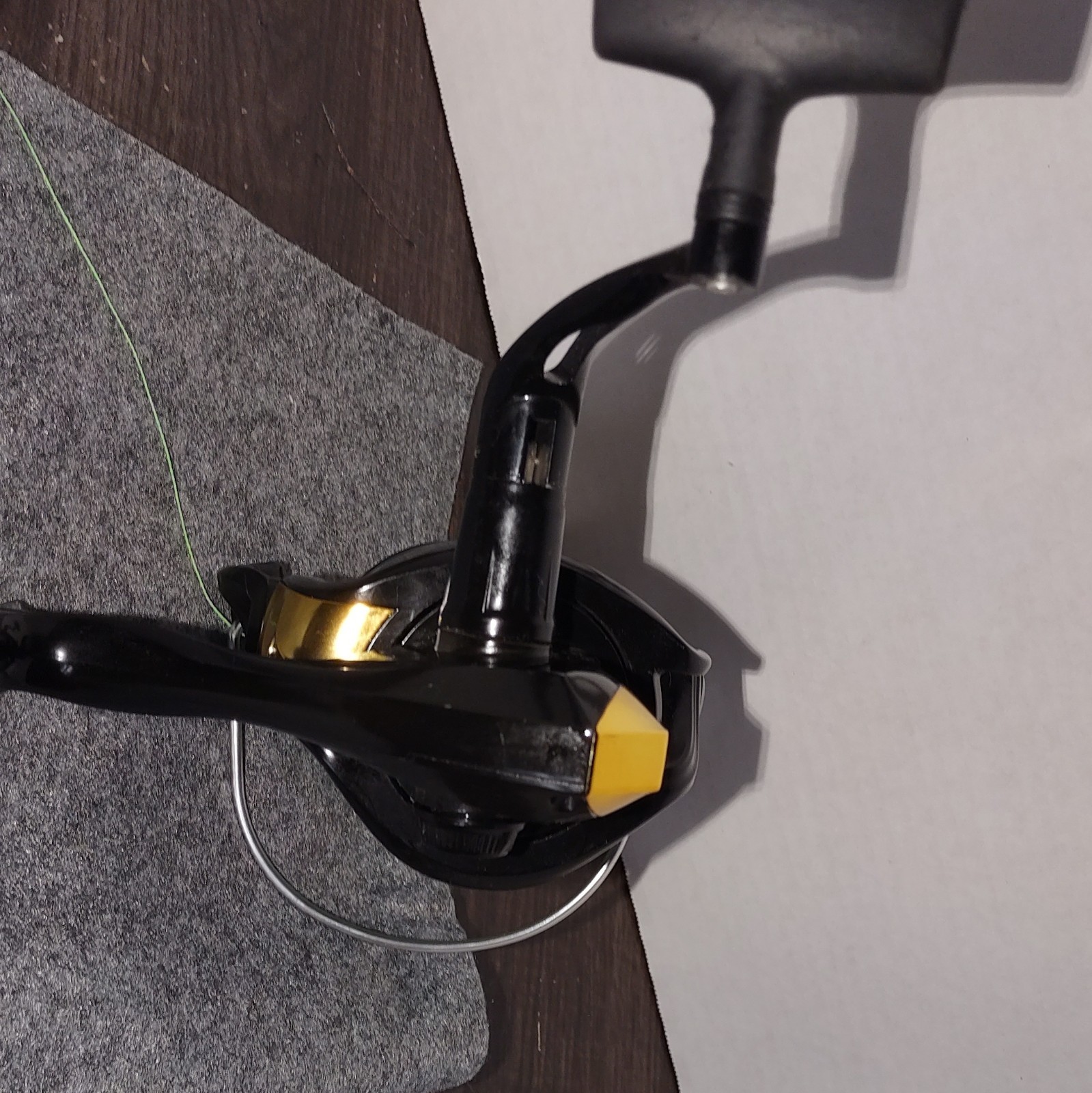 Power Plus 4000 Spinning Reel 4.1:1 3BB Anti-Reverse Black/Gold