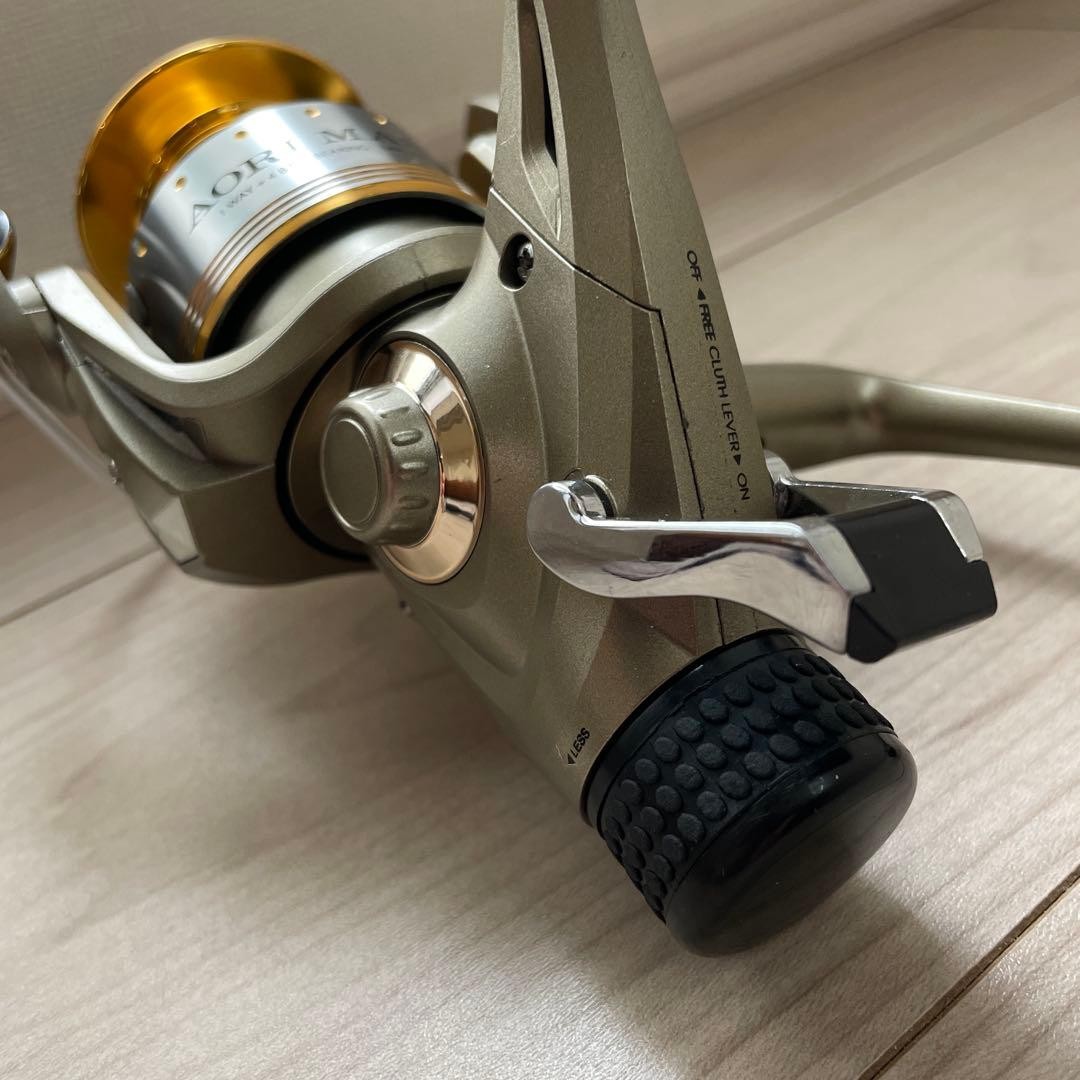 Pro Marine Aori Master Yaen Reel with Rear Drag for Squid Fishing
